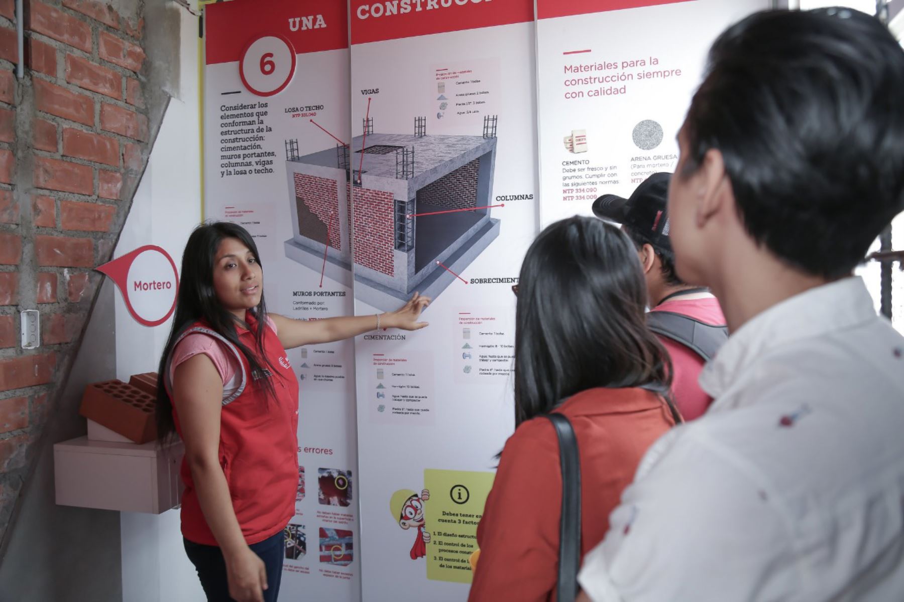 Por medio de la campaña Casa Segura, el Inacal promueve que la construcción de viviendas sean a base de normas técnicas peruanas. ANDINA/Difusión