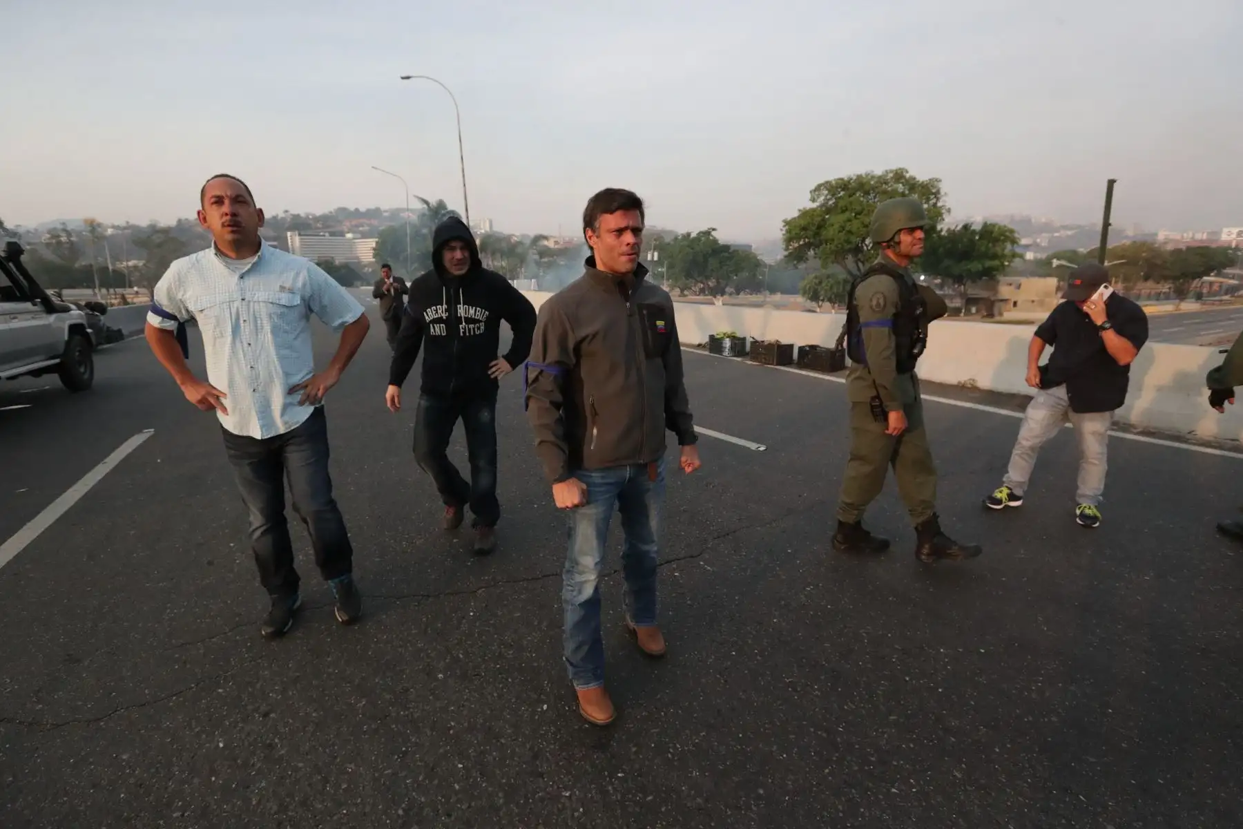 Leopoldo López fue liberado por militares venezolanos. Foto:EFE Leopoldo López fue liberado por militares venezolanos. Foto:EFE