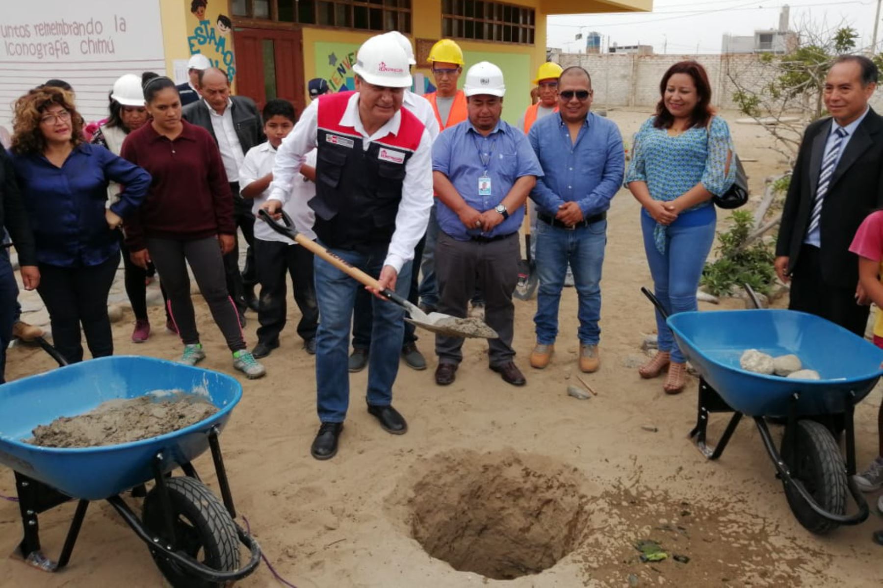 Inician rehabilitación de dos colegios afectados por lluvias en Huanchaco, La Libertad. ANDINA/Difusión