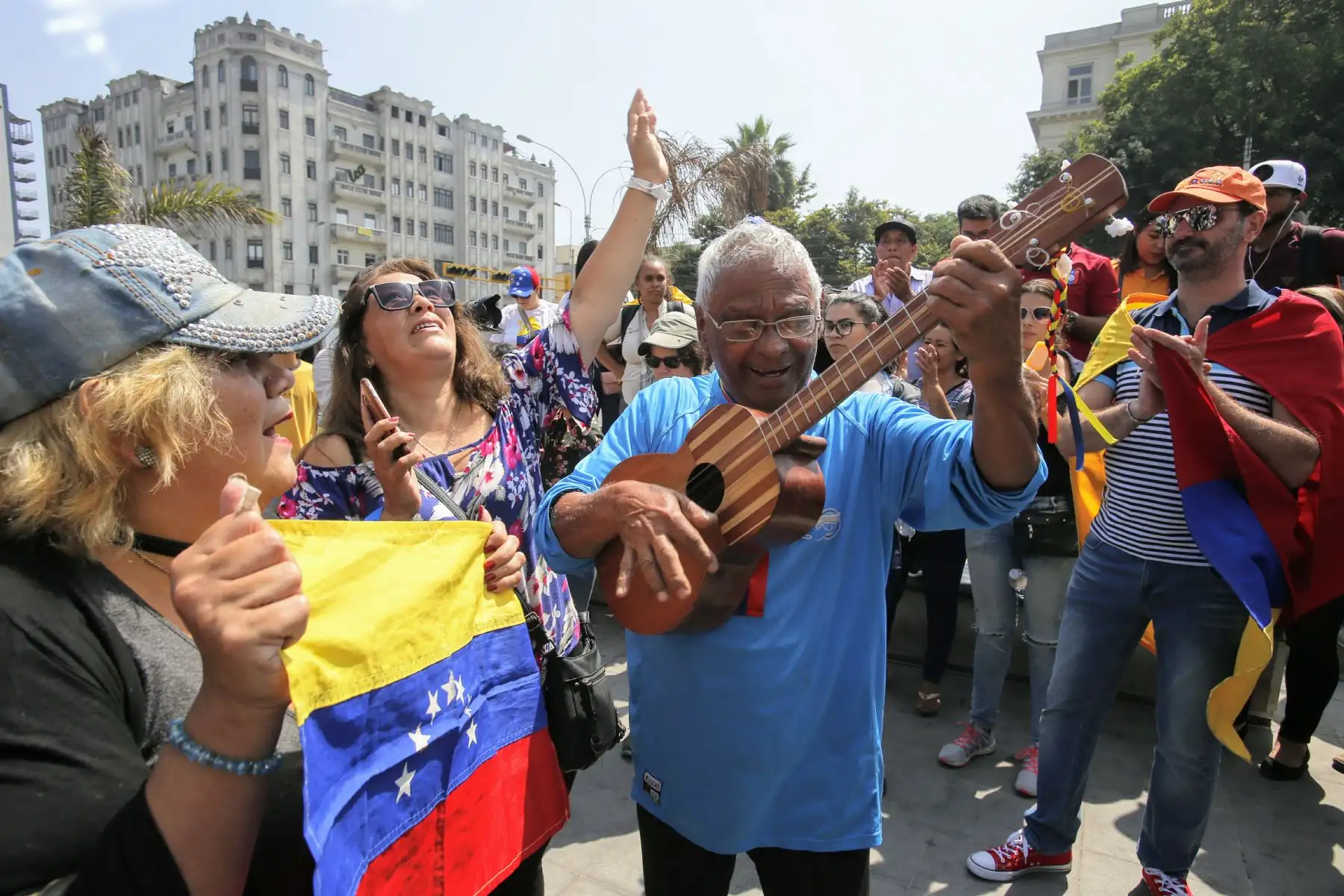 Venezolanos en Lima marchan y respaldan al presidente interino Juan Guaidó. Foto: ANDINA/Nathalie Sayago