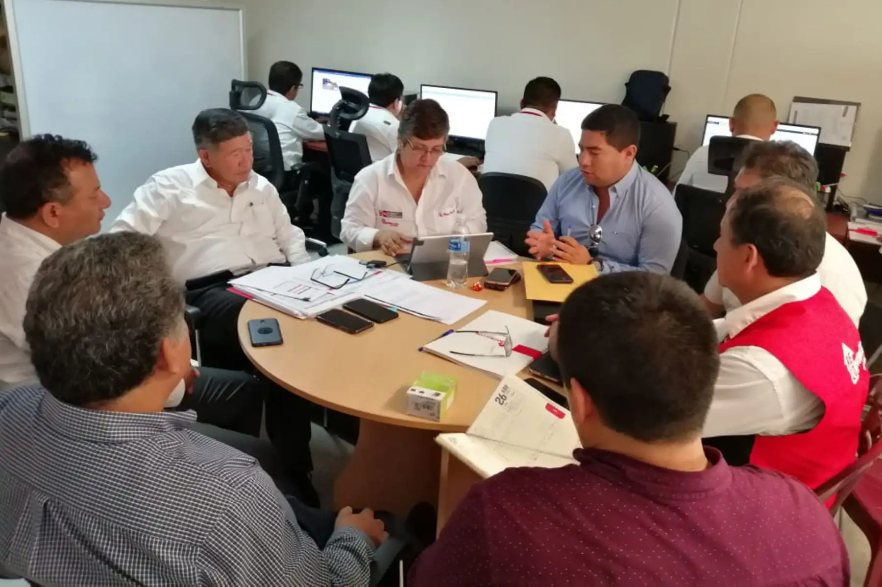 Autoridad para la Reconstrucción con Cambios impulsa el financiamiento de obras de reconstrucción en La Libertad.