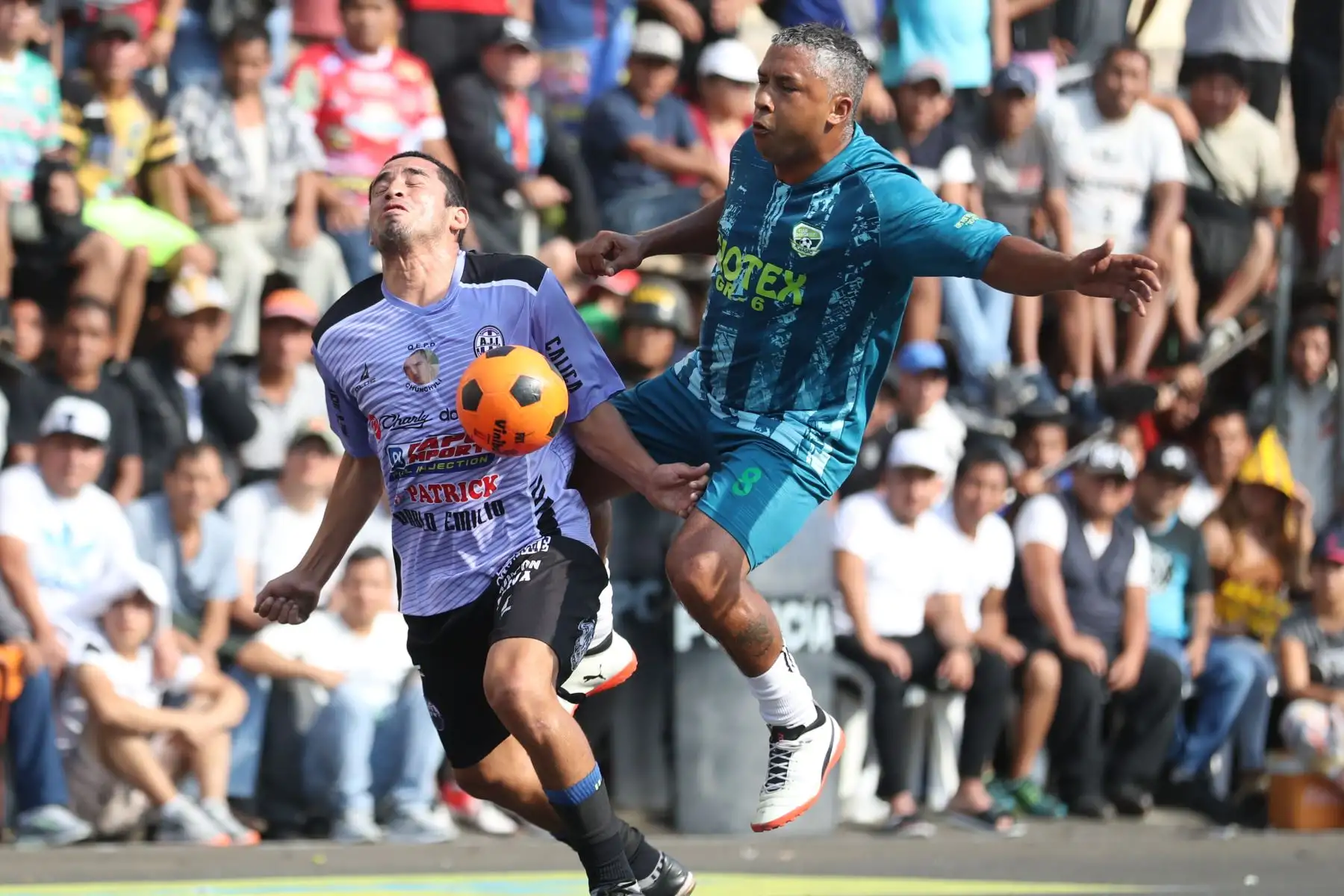 69 edición del Mundialito El Porvenir

Foto: ANDINA/Juan Carlos Guzmán Negrini.