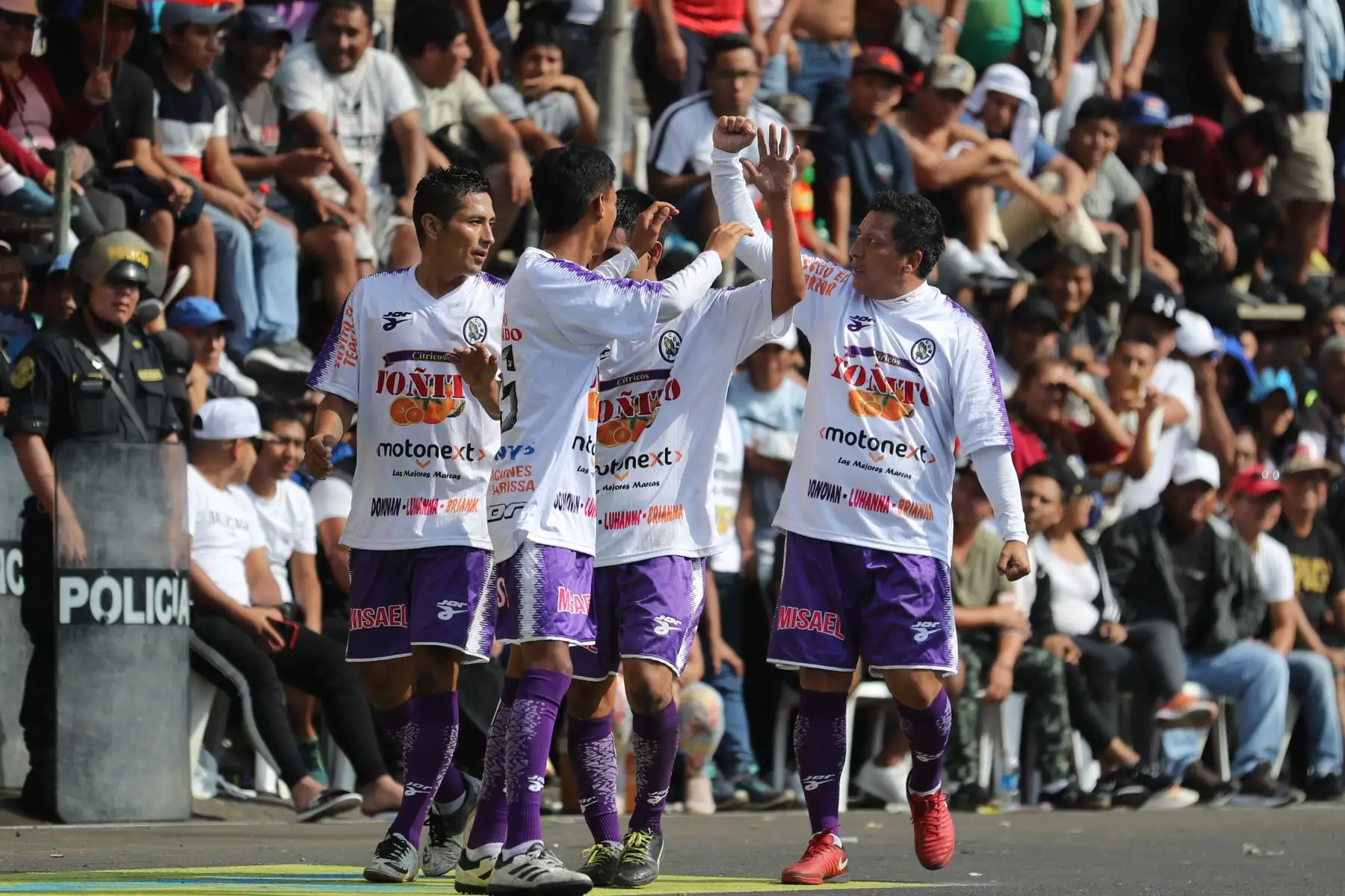 69 edición del Mundialito El Porvenir

Foto: ANDINA/Juan Carlos Guzmán Negrini.