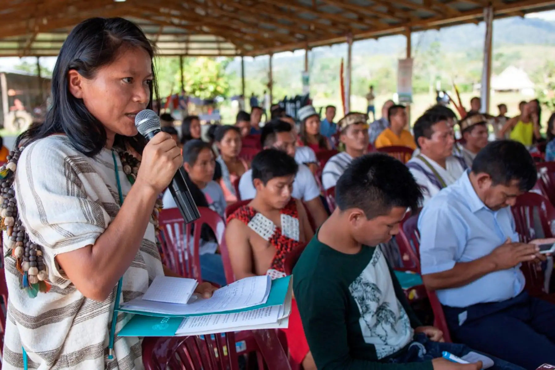 El Ministerio de Educación reconoció oficialmente el alfabeto de la lengua asheninka. Foto: CAAAP