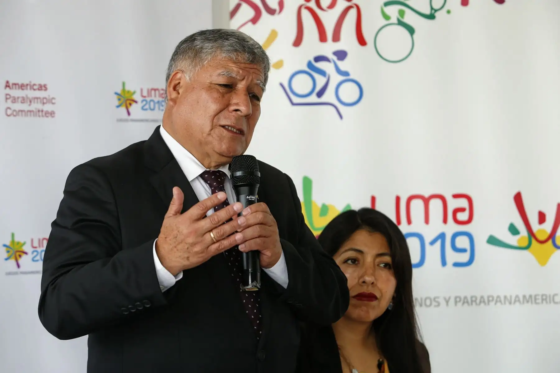 Panamericanos Lima 2019. Reconocimiento a la UNMSM por ser la institución con mayor número de voluntarios este contó con la presencia de Carlos Neuhaus, Presidente Lima 2019, Ángela Morales Jefa de Volntariado, Amalia Moreno Secretaria Ejecutiva Lima 2019 y Orestes Cachay Rector de la Universidad. Foto: ANDINA/Nathalie Sayago
