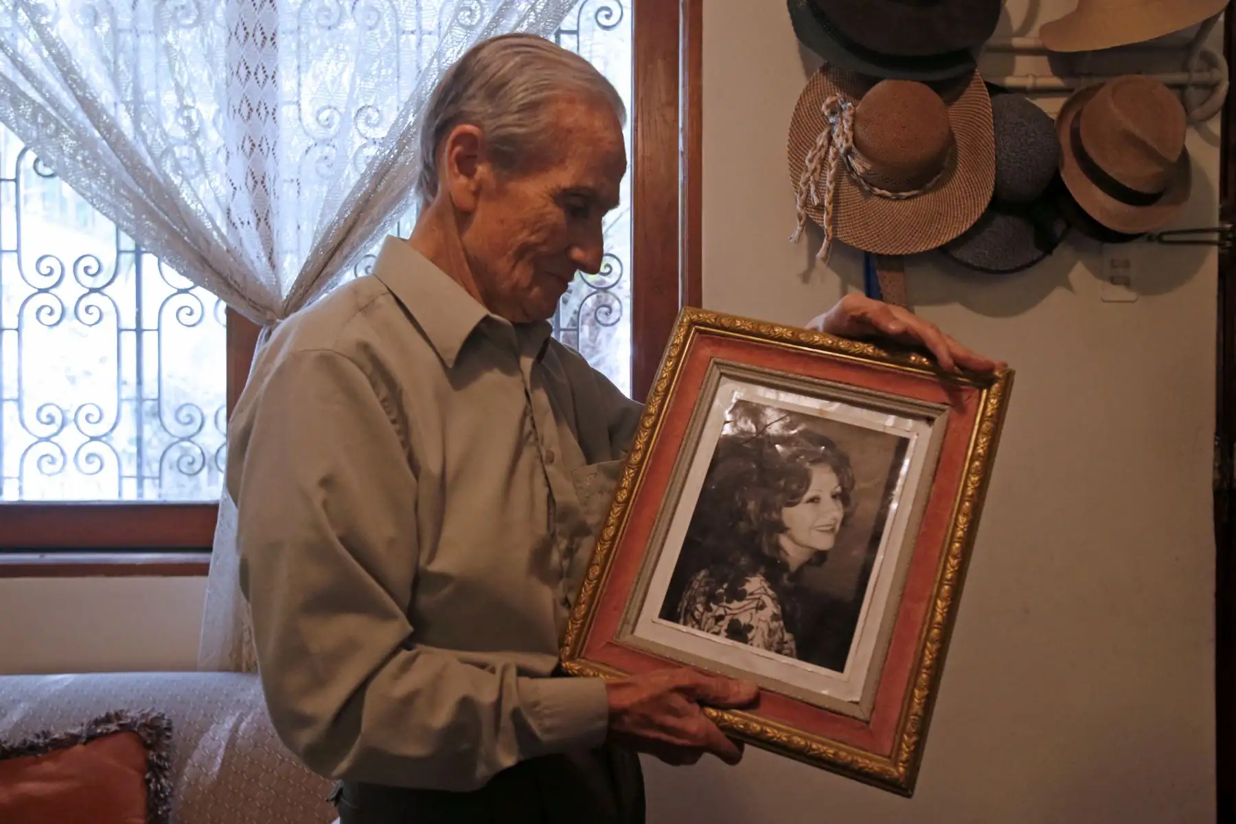 Carlos Ernesto Gassols Eizaguirre, actor, escritor y director de cine peruano. Foto: ANDINA