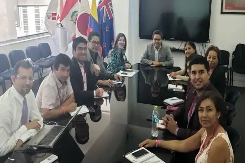 Impulsa a peruanos en el exterior a crear empresas Foto: Difusión