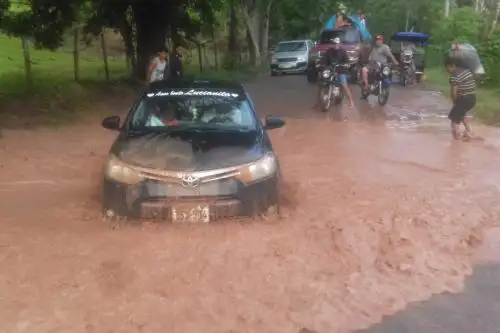 Lluvias intensas inundan cinco tramos de vía Picota-Shamboyacu, en San Martín. ANDINA/Difusión