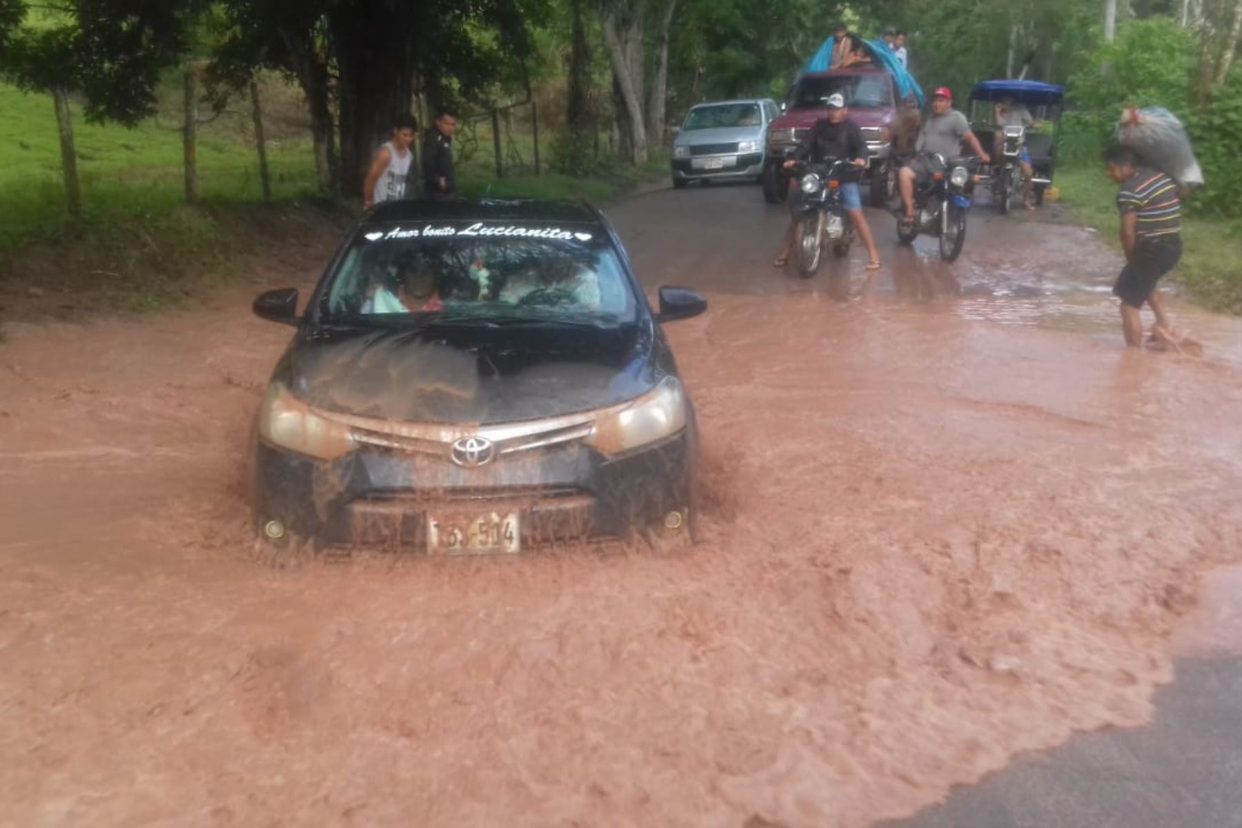 Lluvias intensas inundan cinco tramos de vía Picota-Shamboyacu, en San Martín. ANDINA/Difusión
