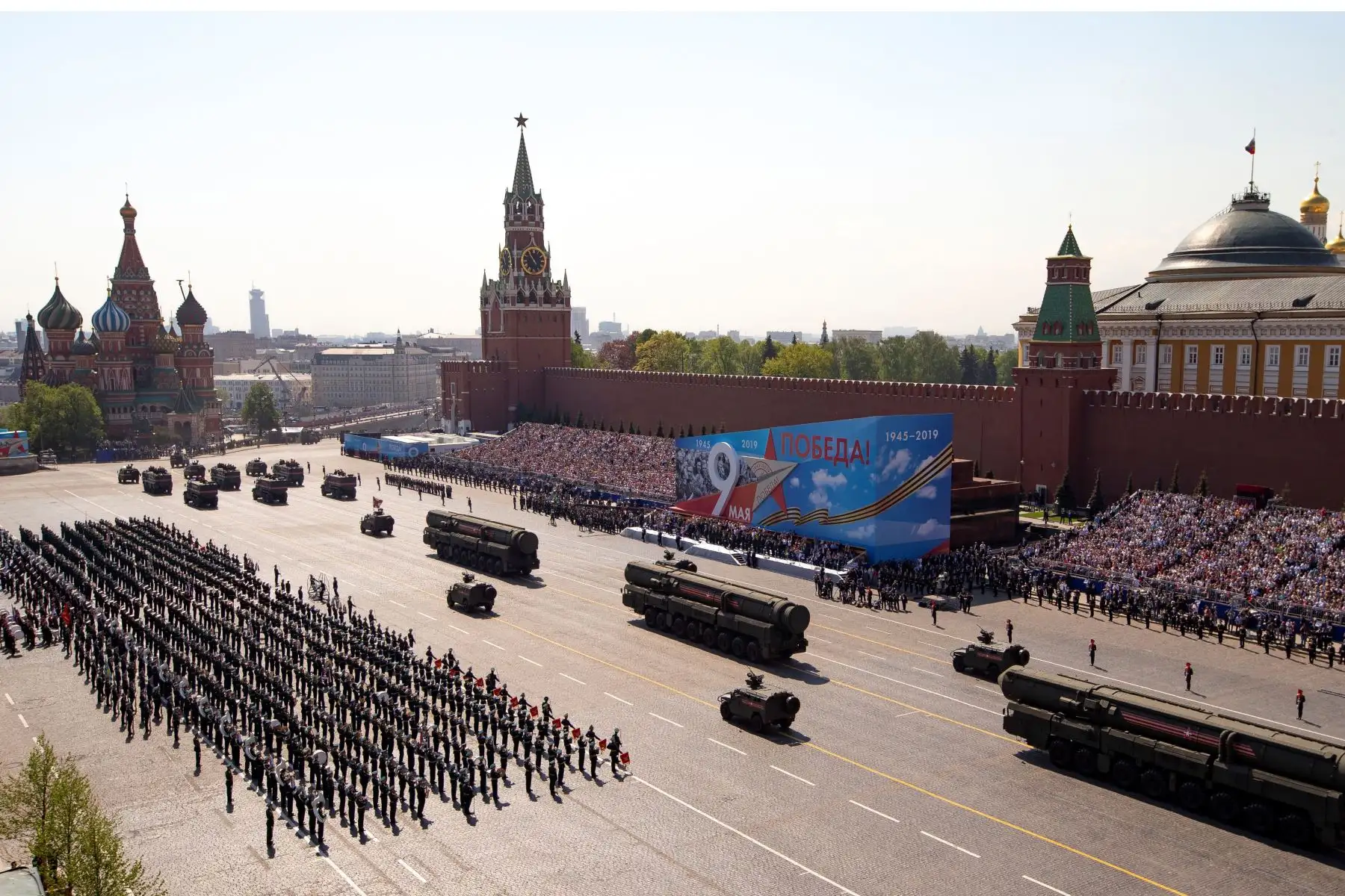 Ensayo militar por el 74 aniversario de la victoria sobre la Alemania nazi. Foto: AFP