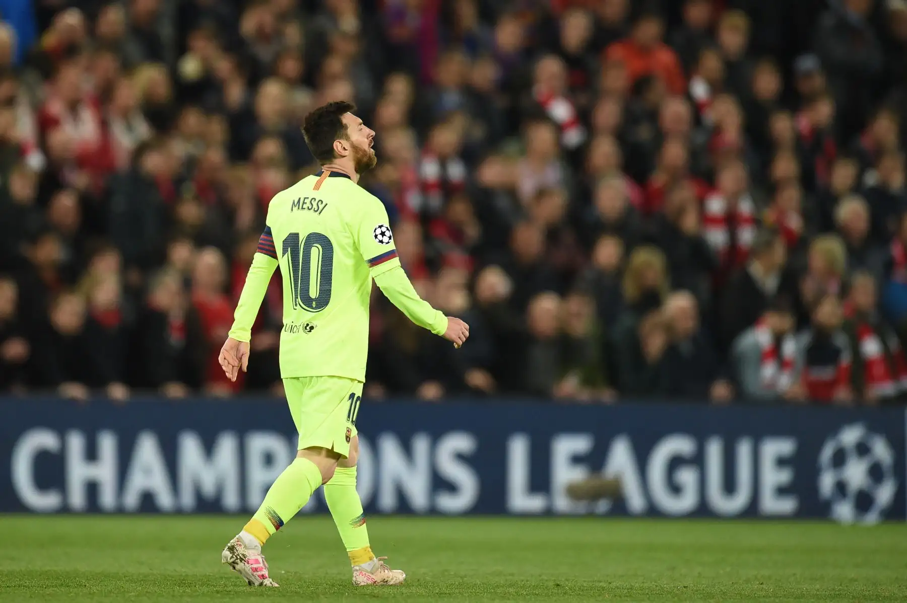 El delantero argentino de Barcelona, ​​Lionel Messi, reacciona después de perder la semifinal de la UEFA Champions League, partido de fútbol de la segunda etapa entre el Liverpool y el Barcelona.
Foto:AFP
