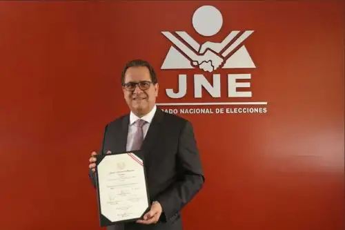 Congresista Luis Iberico