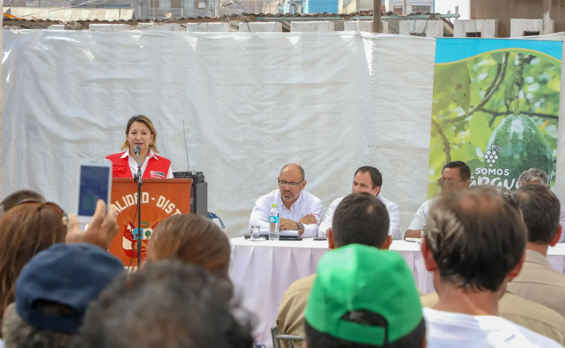 Ministra de la Producción, Rocío Barrios  llegó al distrito de Chala, para la inauguración del I Congreso Regional Extraordinario de la Pesca Artesanal de la Región Arequipa.
Foto:ANDINA/ Produce