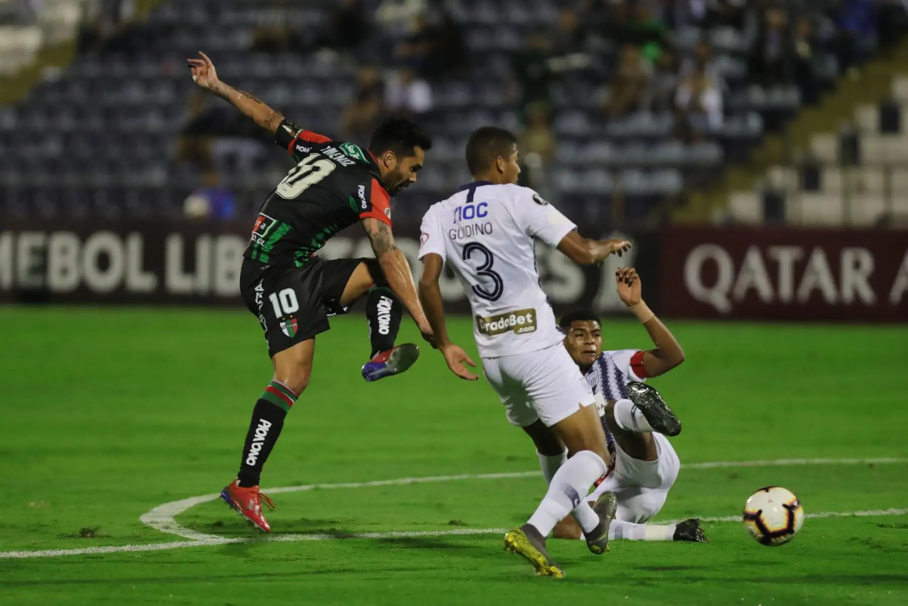 Alianza se enfrenta al Palestino ( Chile) por la Copa Libertadores.
Foto:EFE