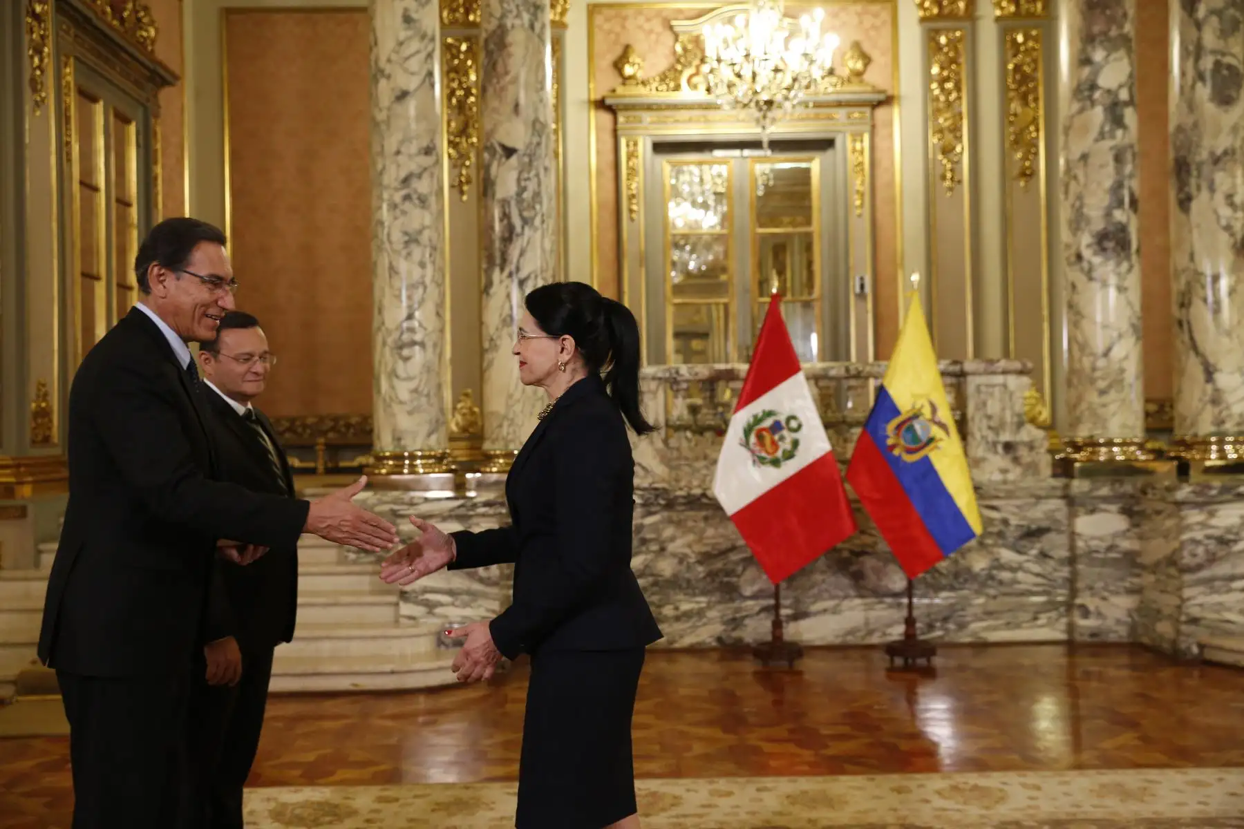 Jefe de Estado recibe cartas credenciales de la embajadora de Ecuador en Perú, Eva García Fabre.
Foto: ANDINA/Prensa Presidencia