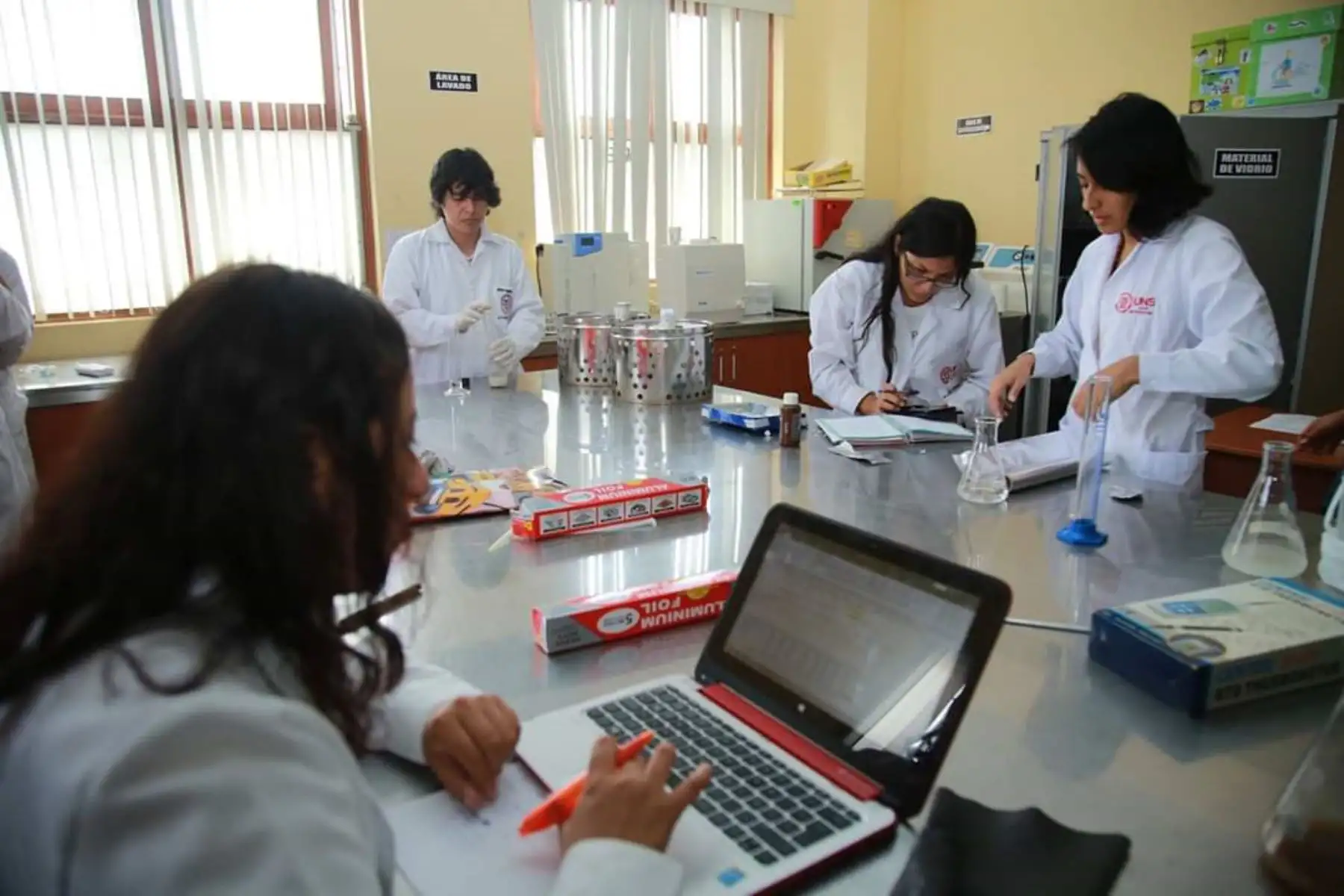 Universidad Nacional del Santa invertirá S/ 390,000 para financiar tesis de investigación. ANDINA/Difusión