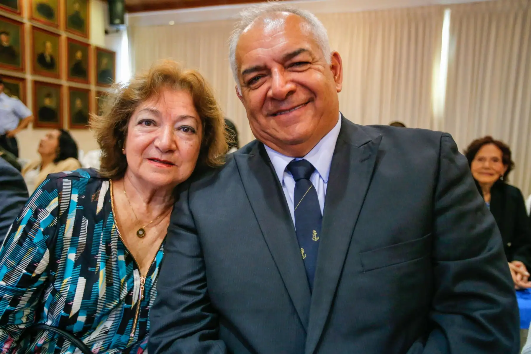 El ministro de Defensa, José Huerta Torres, preside la ceremonia de homenaje a las madres de los héroes de las Fuerzas Armadas, como son los comandos Chavín de Huántar y los combatientes del Alto Cenepa de 1995. Foto: ANDINA/ Nathalie Sayago