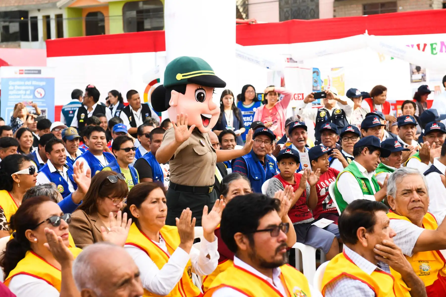 Ministro del Interior, Carlos Morán anunció el lanzamiento de la Estrategia Multisectorial Barrio Seguro en Los Olivos, detalló que la zona norte de la capital es parte de un plan policial de operaciones que se viene desarrollando y que contempla intervenciones policiales focalizadas.Foto: ANDINA/Mininter