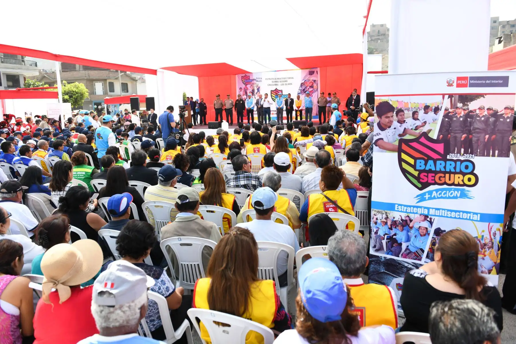 Ministro del Interior, Carlos Morán anunció el lanzamiento de la Estrategia Multisectorial Barrio Seguro en Los Olivos, detalló que la zona norte de la capital es parte de un plan policial de operaciones que se viene desarrollando y que contempla intervenciones policiales focalizadas.Foto: ANDINA/Mininter