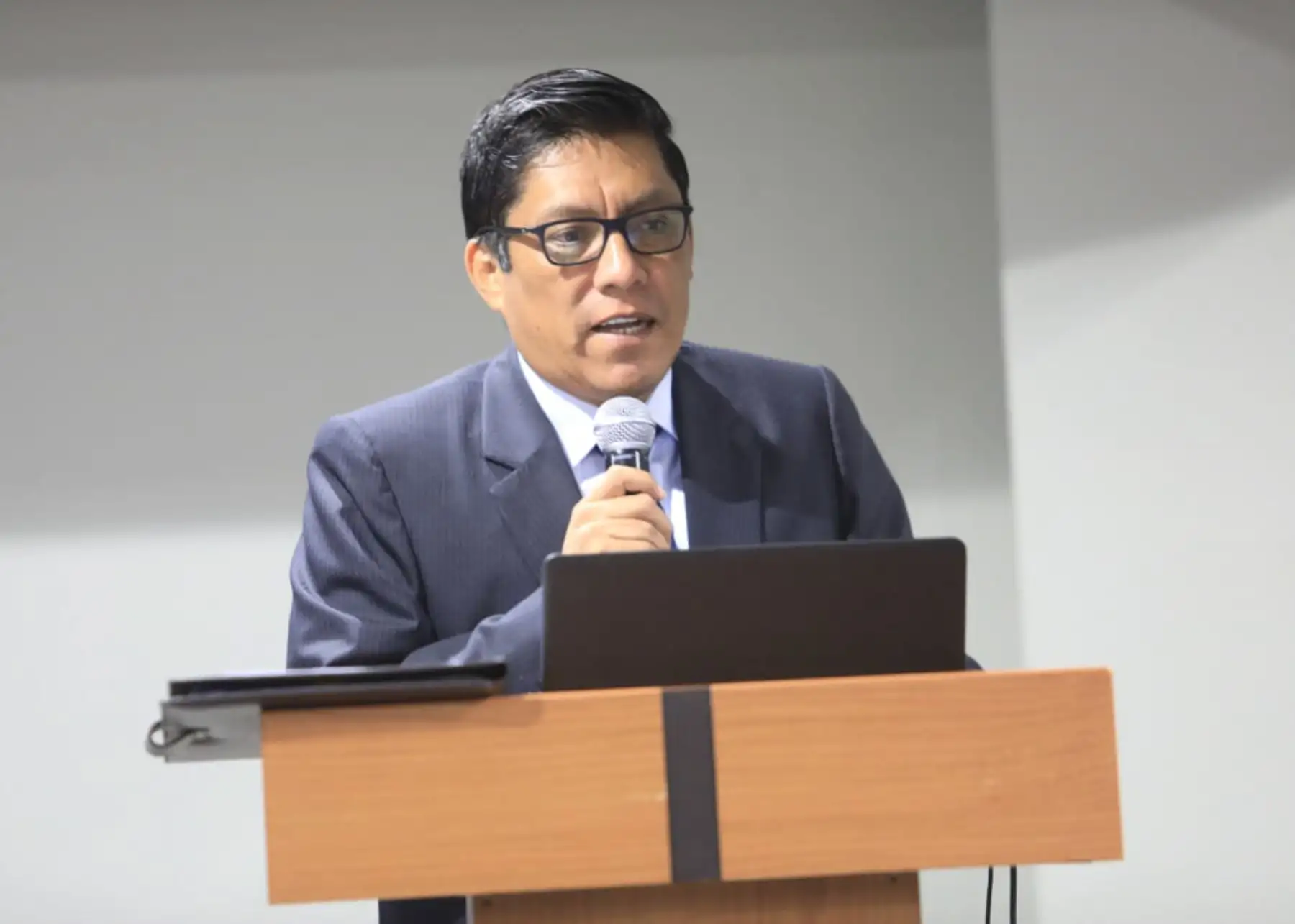 Ministro de Justicia y Derechos Humanos, Vicente Zeballos,