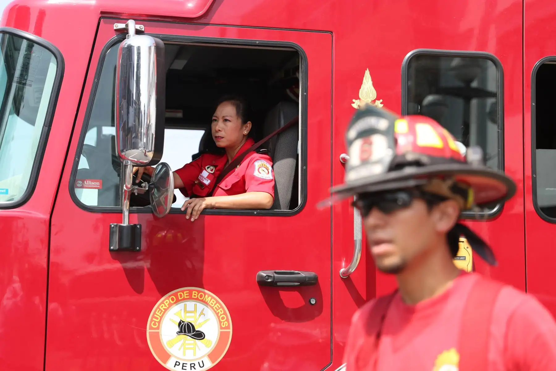 Susan Tong, bombero voluntaria de la Compañía Garibaldi de Chorrillos. Foto: ANDINA/Luis Iparraguirre
