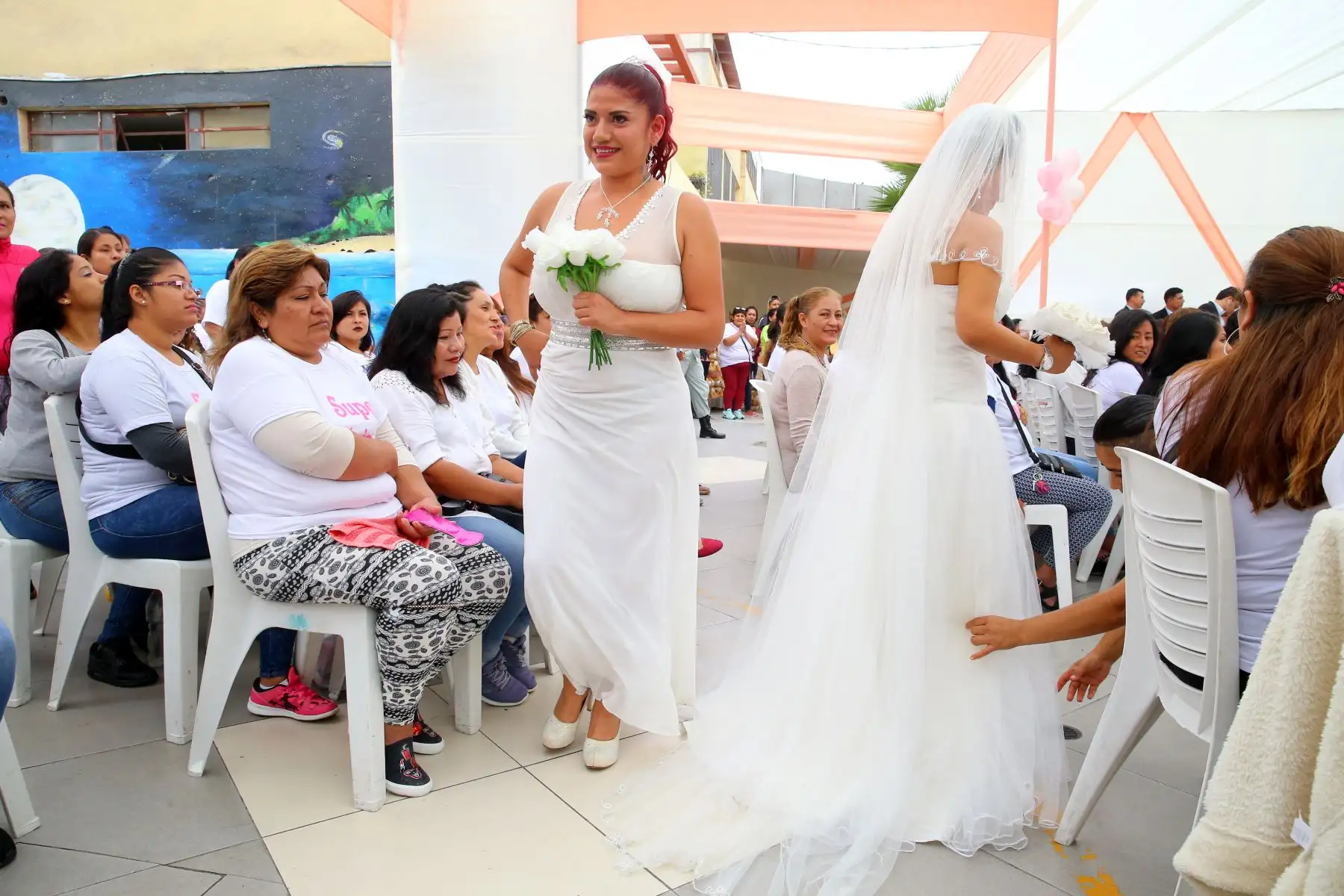 El ministro de Justicia, Vicente Zeballos, el presidente del INPE, Carlos Romero, asisten a la actividad Warmipa Soncco 2019 “Corazón de Madre” en el establecimiento penitenciario Mujeres de Chorrillos con ocasión del Día de la Madre. Foto: ANDINA/ Vidal Tarqui.Foto: ANDINA/Vidal Tarqui