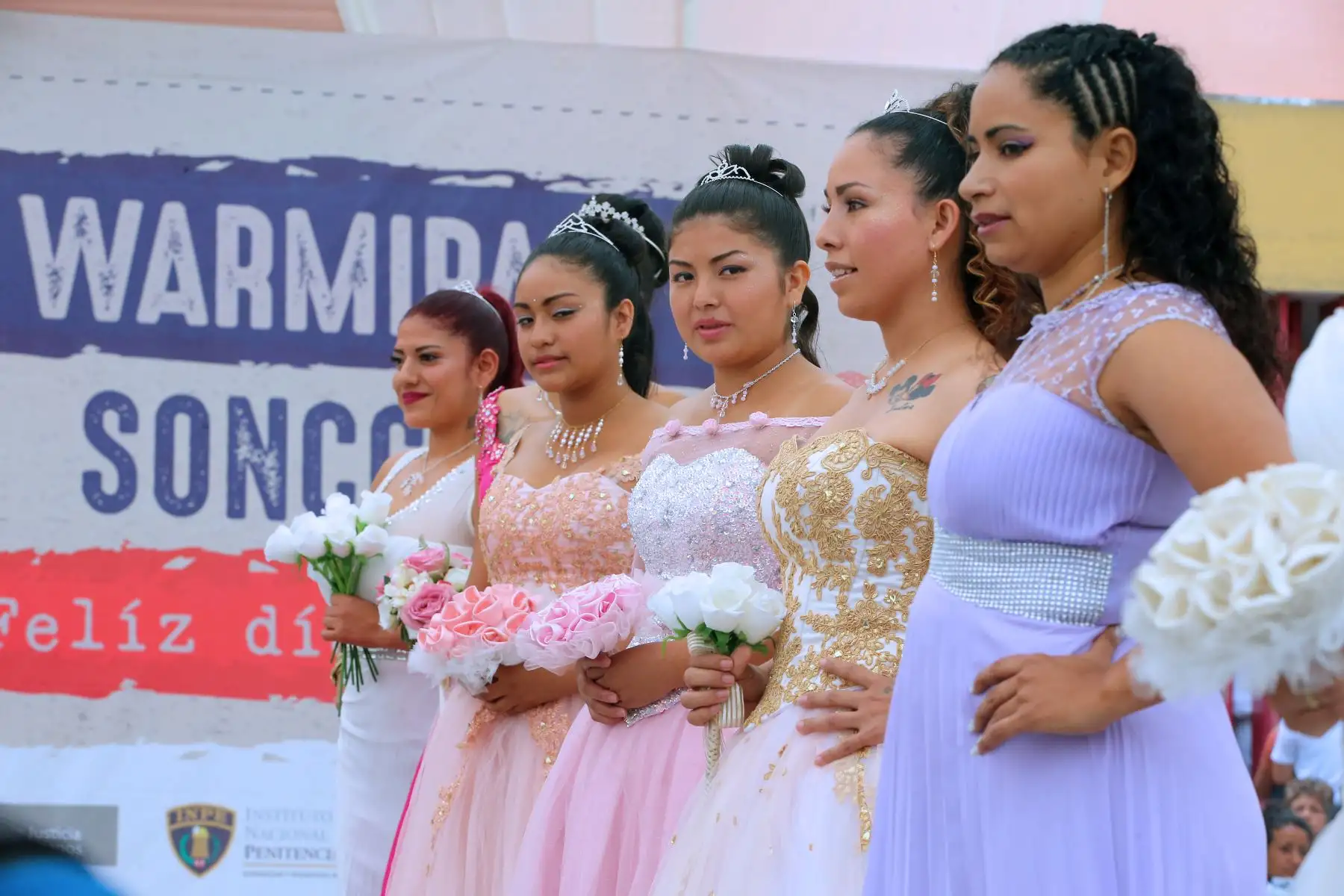 El ministro de Justicia, Vicente Zeballos, el presidente del INPE, Carlos Romero, asisten a la actividad Warmipa Soncco 2019 “Corazón de Madre” en el establecimiento penitenciario Mujeres de Chorrillos con ocasión del Día de la Madre. Foto: ANDINA/ Vidal Tarqui.Foto: ANDINA/Vidal Tarqui