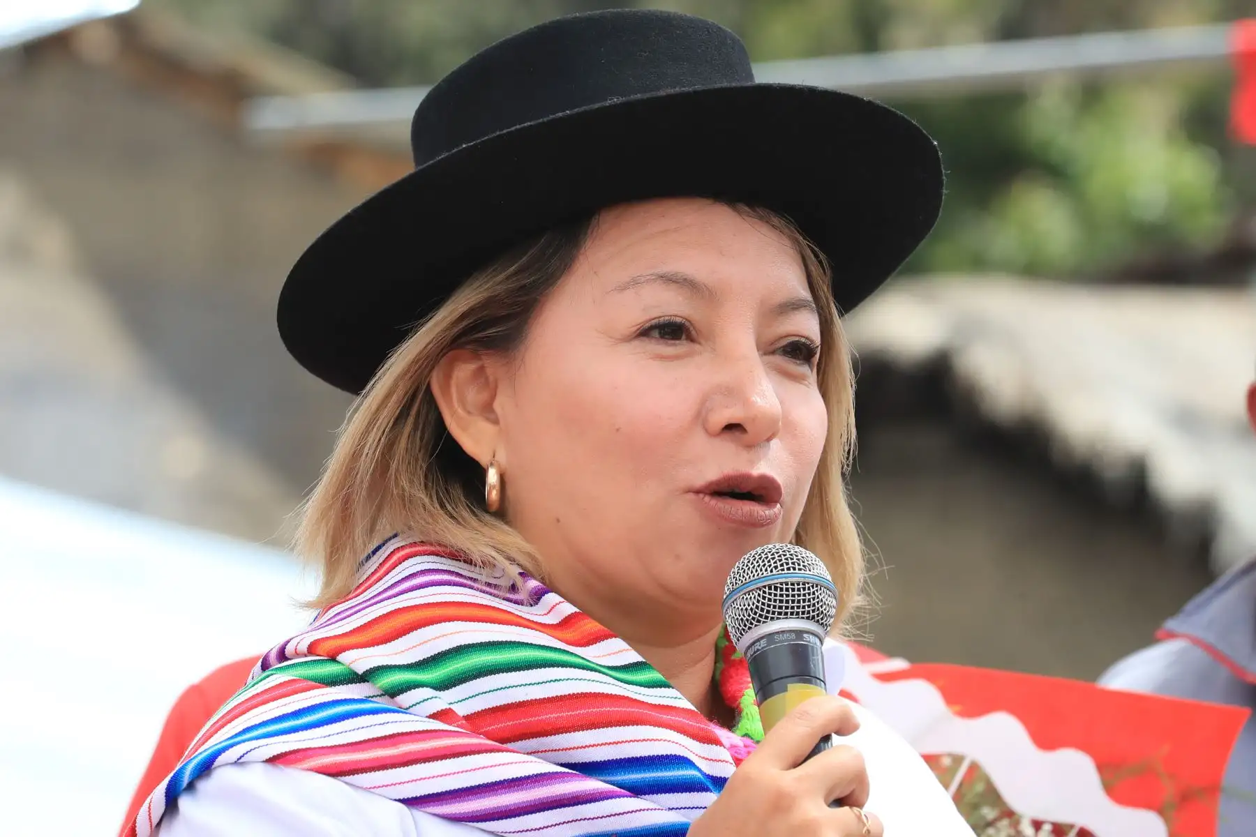 Titulares del Midis y Produce, Paola Bustamante y Rocío Barrios lanzaron Plan Multisectorial 2019-2021 en Purus, Ayacucho.

Foto: ANDINA/Juan Carlos Guzmán Negrini.