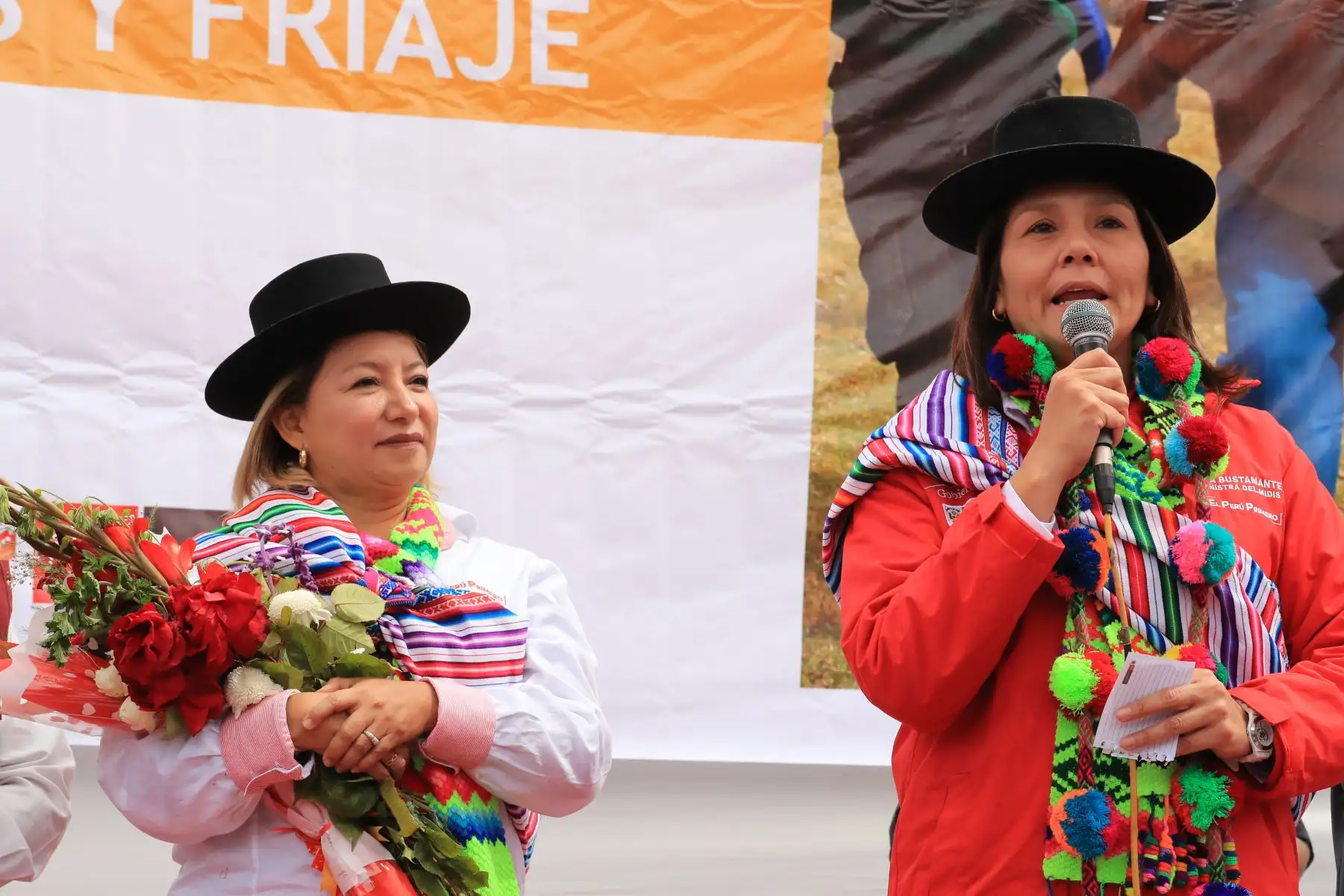 Titulares del Midis y Produce, Paola Bustamante y Rocío Barrios lanzaron Plan Multisectorial 2019-2021 en Purus, Ayacucho.

Foto: ANDINA/Juan Carlos Guzmán Negrini.