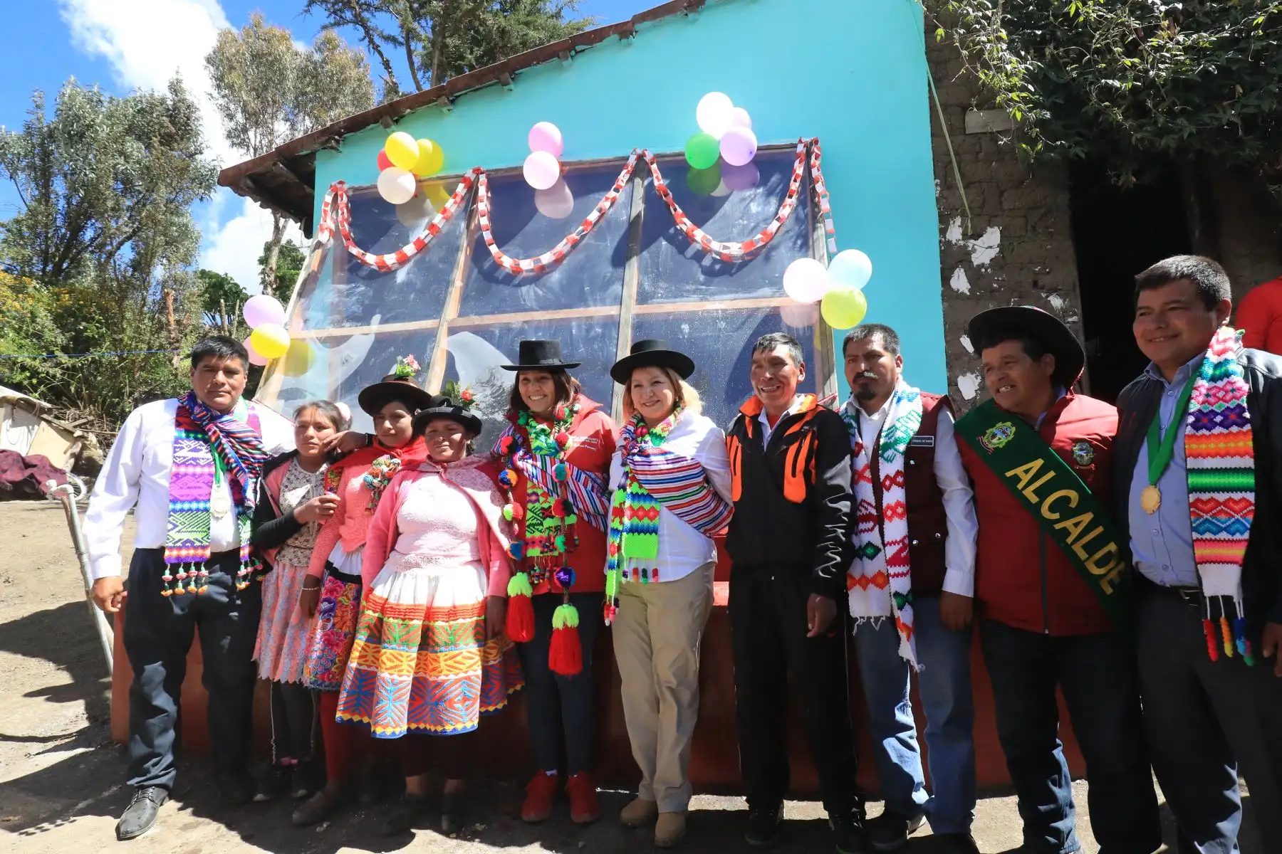 Titulares del Midis y Produce, Paola Bustamante y Rocío Barrios lanzaron Plan Multisectorial 2019-2021 en Purus, Ayacucho.

Foto: ANDINA/Juan Carlos Guzmán Negrini.