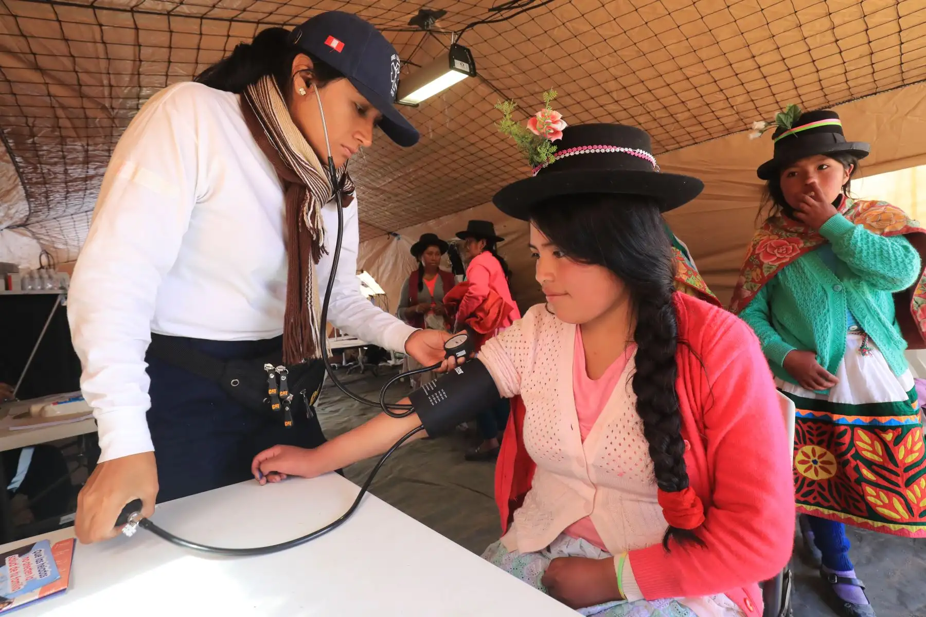 Titulares del Midis y Produce, Paola Bustamante y Rocío Barrios lanzaron Plan Multisectorial 2019-2021 en Purus, Ayacucho.

Foto: ANDINA/Juan Carlos Guzmán Negrini.