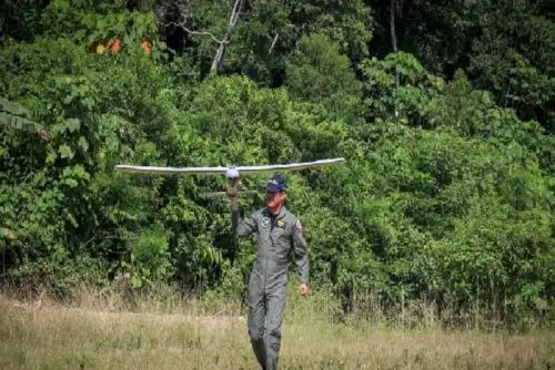 Cientos de imágenes aéreas de las zonas de Mazuko y La Pampa, en la región Madre de Dios, muchas de las cuales muestran los efectos perniciosos de la minería ilegal y otras actividades ilícitas sobre los bosques, fueron captadas por la Fuerza Aérea del Perú (FAP) con el empleo de vehículos aéreos no tripulados de ala fija (UAV según sus siglas en inglés)