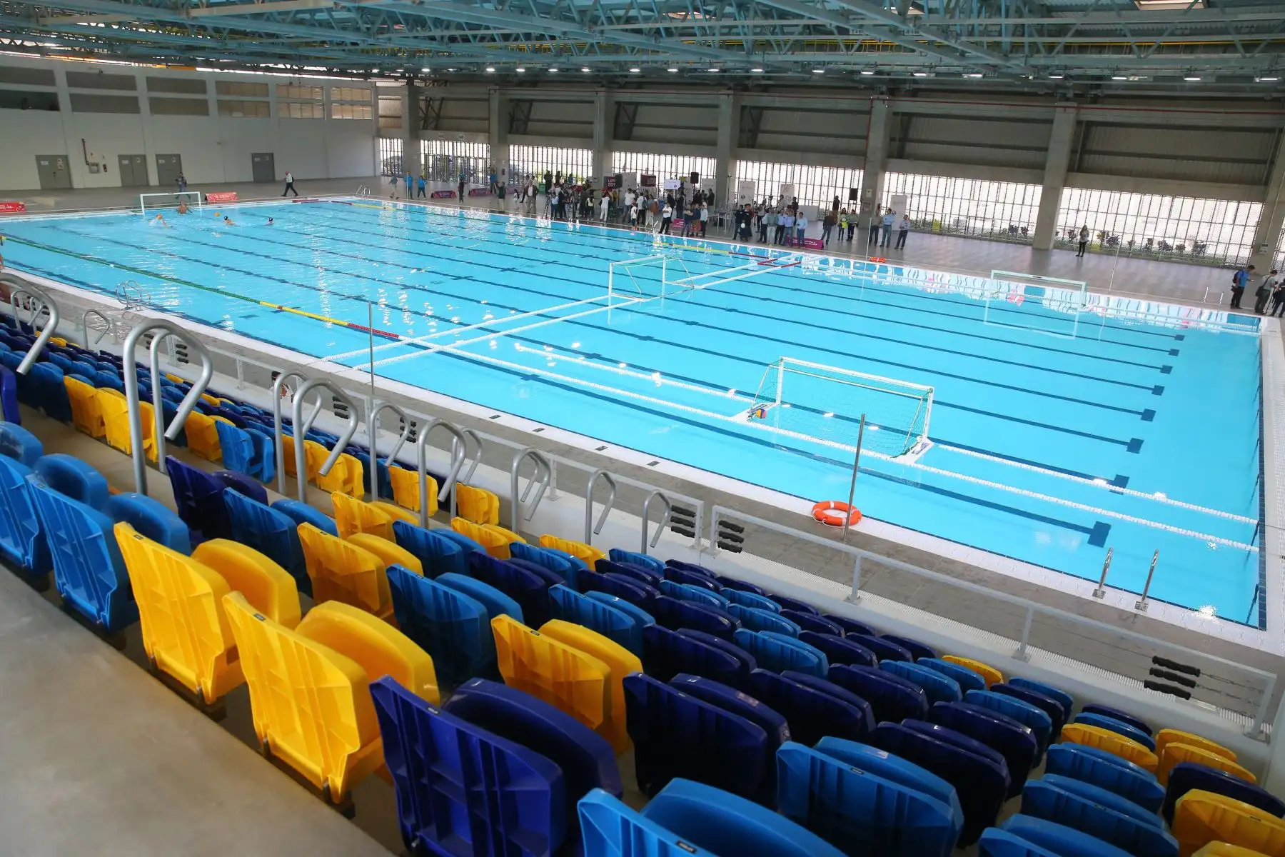 El presidente del Consejo de Ministros, Salvador del Solar, asiste a la entrega de el Centro Acuático de Water Polo, a la Federación Peruana de Natación en Villa María del Triunfo. Foto: ANDINA/Vidal Tarqui