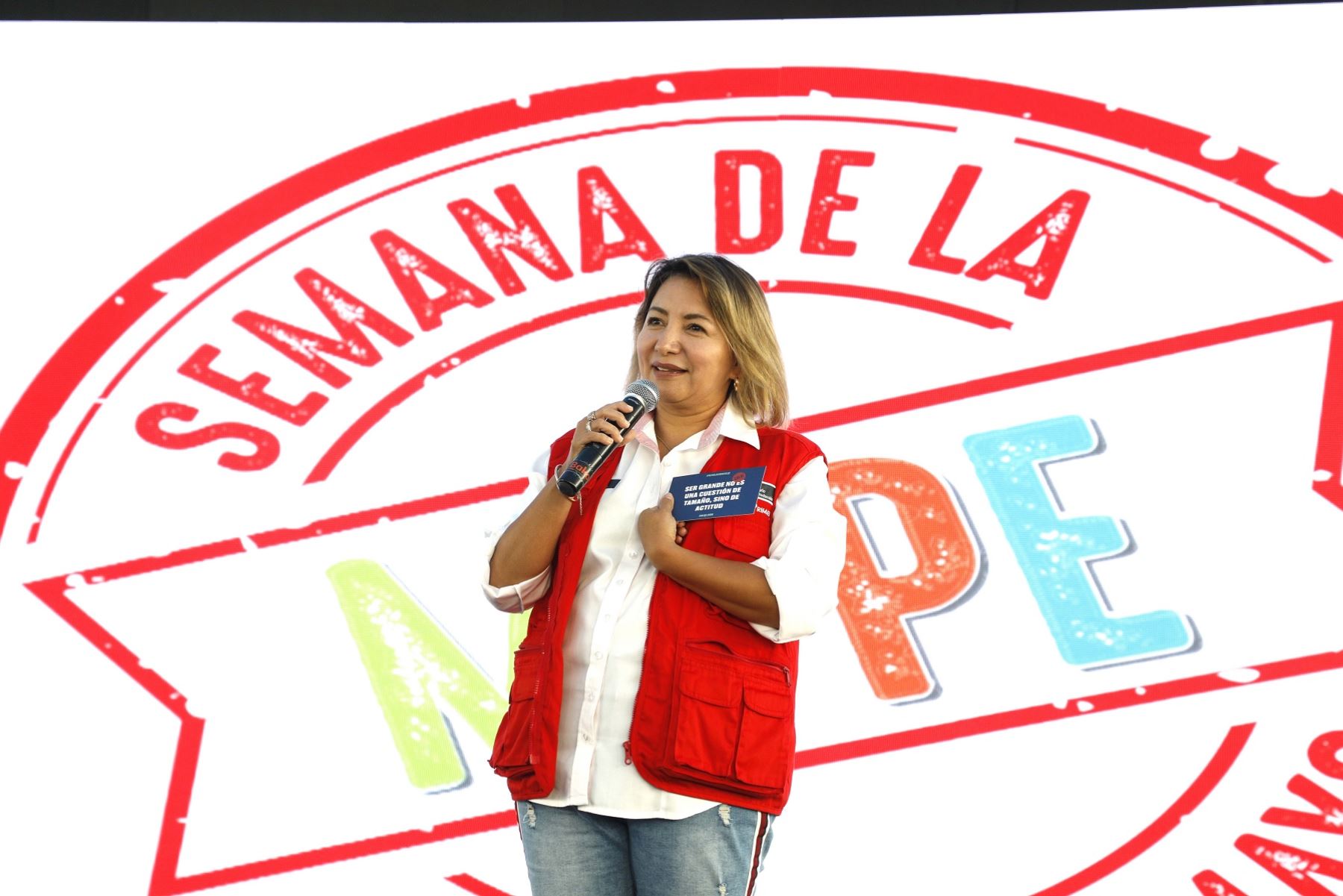 Ministra de la Producción, Rocío Barrios.