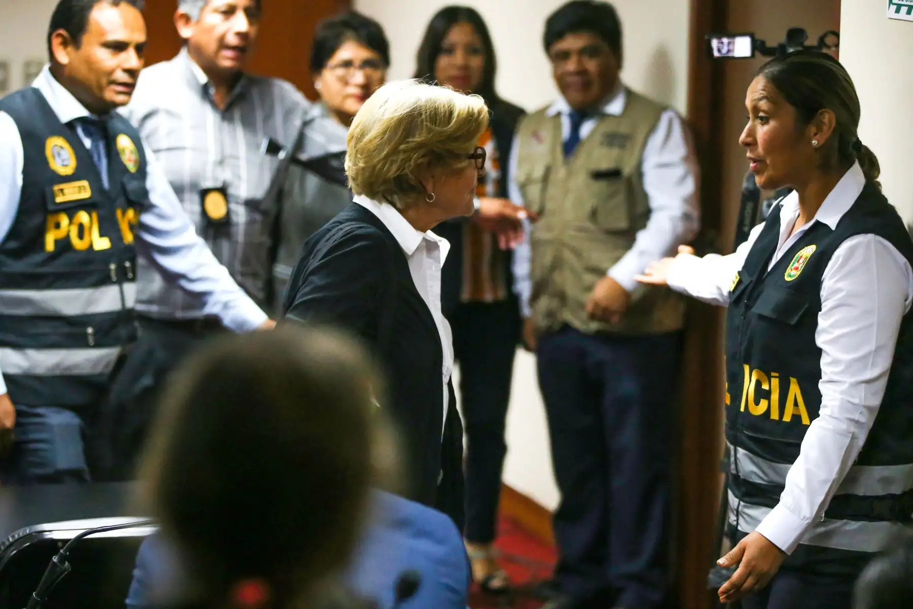 El juez Jorge Chávez, titular del Tercer Juzgado de Investigación Preparatoria Especializado en Delitos de Corrupción, dictó hoy prisión preventiva por 18 meses contra la exalcaldesa de Lima, Susana Villarán. Foto: ANDINA/ Vidal Tarqui
