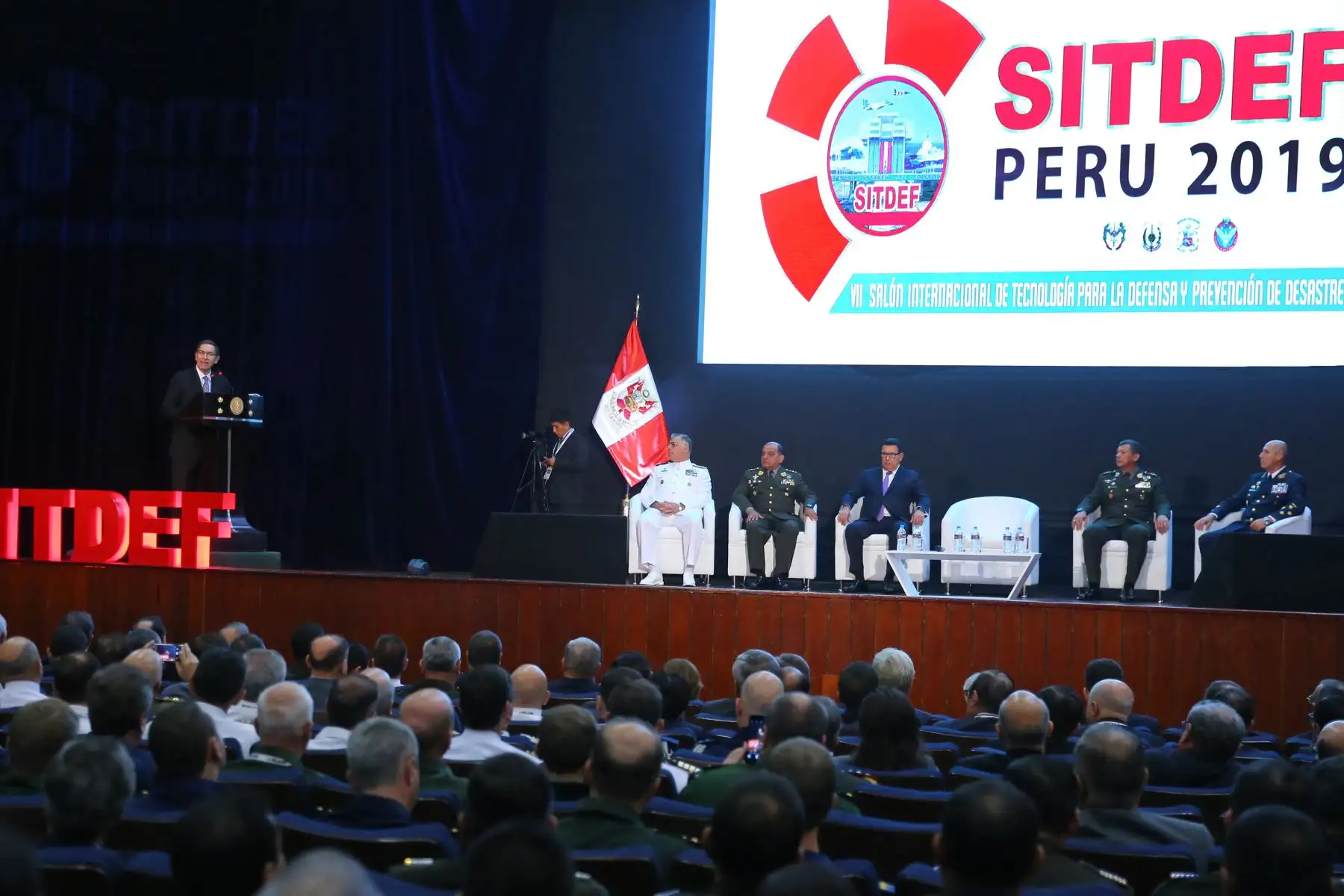 Presidente Vizcarra inauguró VII Salón de Tecnología para Prevención de Desastres