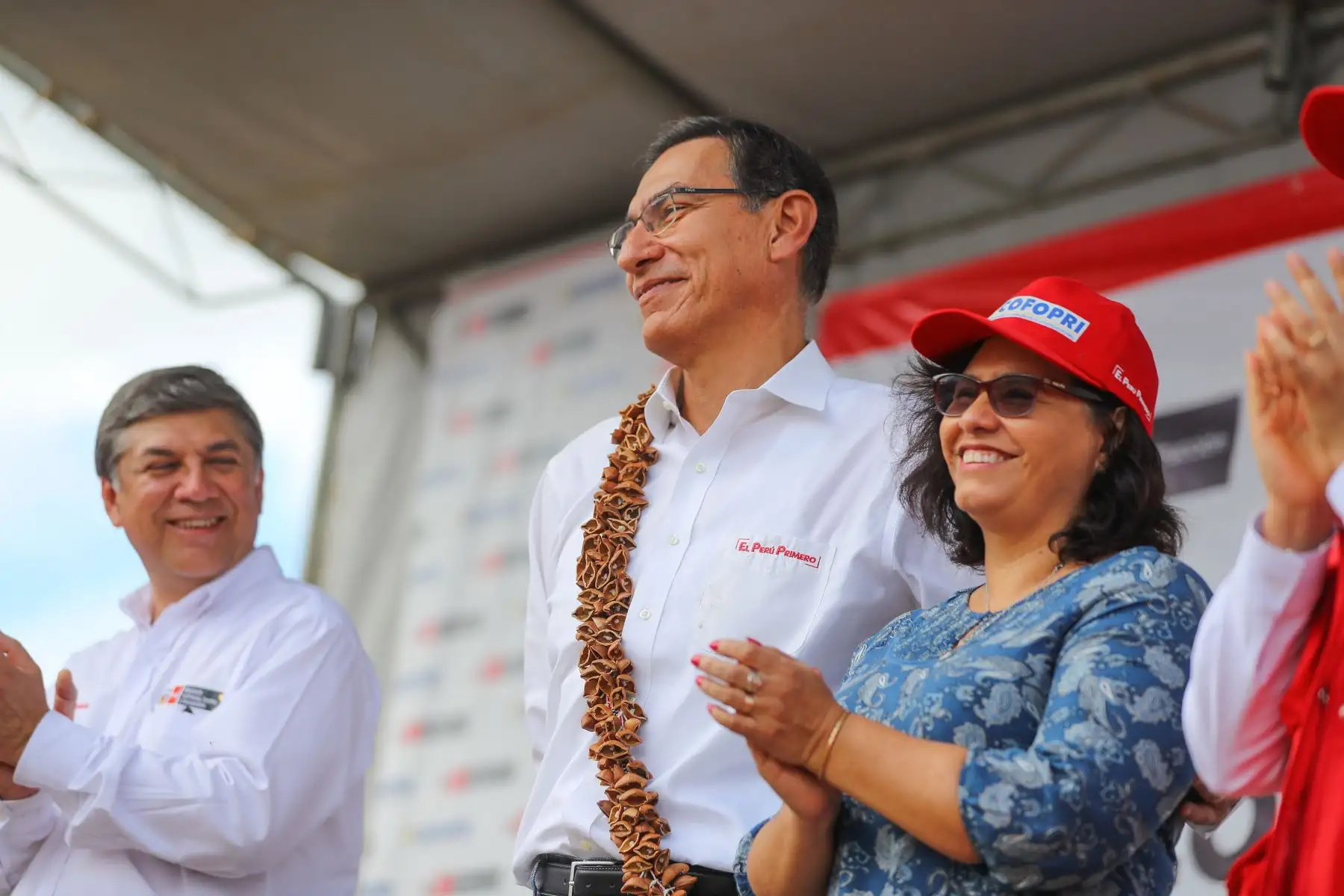 Presidente  Martín Vizcarra participa en la ceremonia de entrega de 1,077 títulos de propiedad en el distrito de Lamas, región San Martín.Foto: ANDINA/Prensa Presidencia