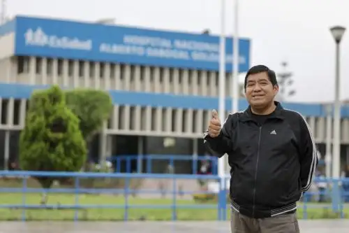 Cusqueño dona riñón y médicos de EsSalud salvan vida de Miguel Hilario, paciente diabético que padecía de insuficiencia renal crónica.