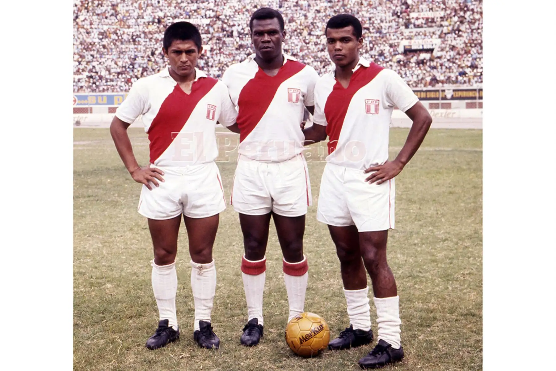 Lima - 1970 / Hugo Sotil, Pedro Pablo "Perico" León y Teófilo Cubillas, figuras de la selección peruana de fútbol de destacada participación  en el Mundial de México 70. Foto: Archivo Histórico de EL PERUANO