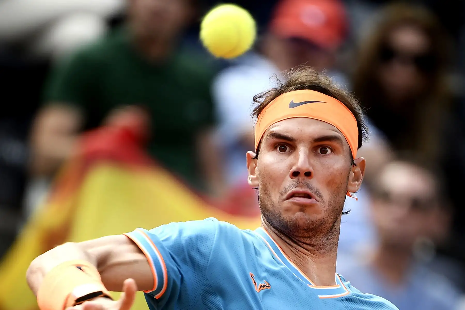 Rafael Nadal de España devuelve el balón a Novak Djokovic de Serbia durante su último partido de tenis del torneo ATP Masters en el Foro Italico en Roma.
Foto:AFP