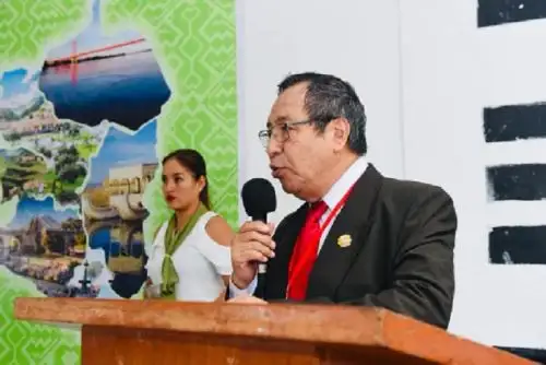 Gobernador Luis Hidalgo informó que acudirá a la cita llevando los expedientes técnicos para la ejecución de las obras de los hospitales Santa Rosa de Puerto Maldonado y San Martín de Porres de Iberia, entre otros importantes proyectos de inversión pública. Foto: ANDINA/Difusión.
