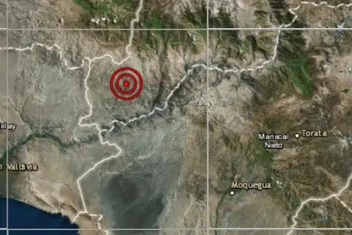 Omate fue remecida nuevamente por un sismo en menos de 24 horas. El sismo de esta mañana registró una magnitud de 4.4, informó el IGP. Foto: ANDINA/difusión.