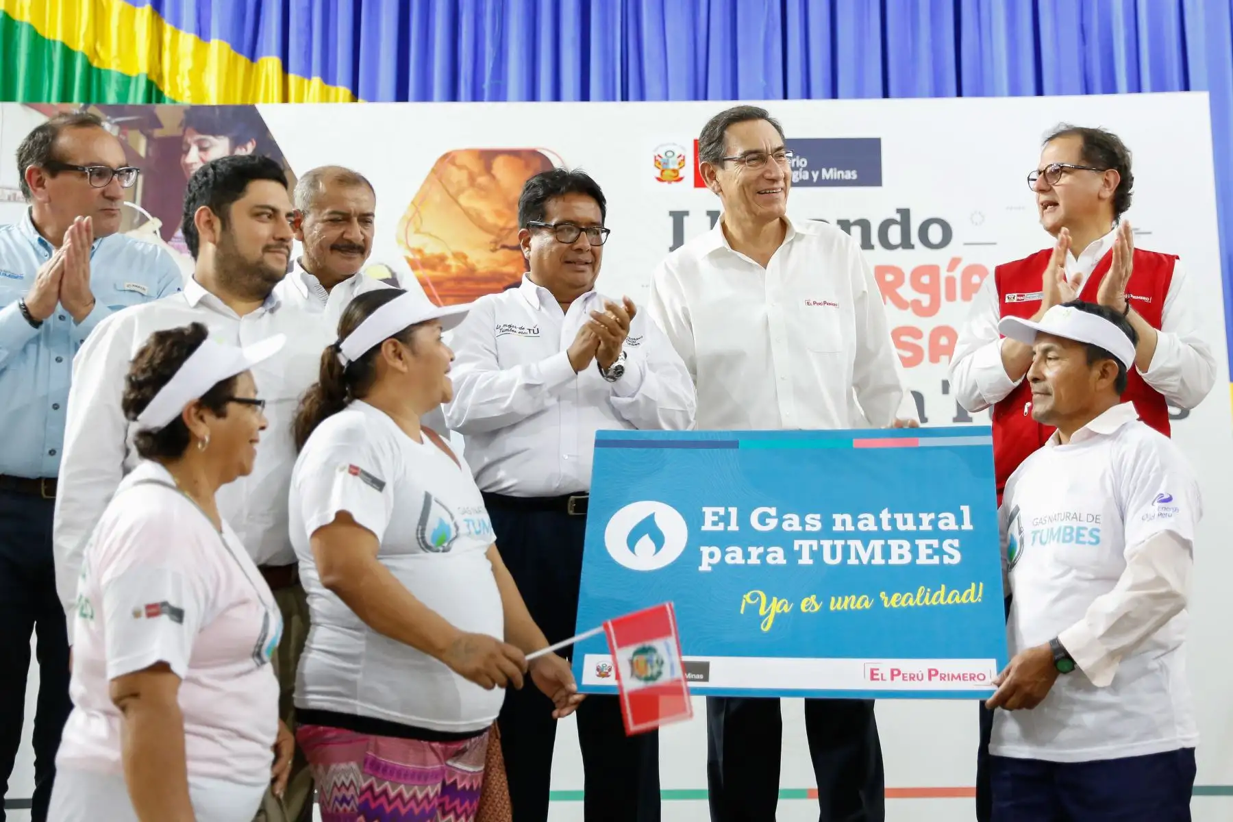 Jefe de Estado preside la ceremonia de suscripción del contrato de concesión de gas natural en la región Tumbes. Foto: ANDINA/ Prensa Presidencia