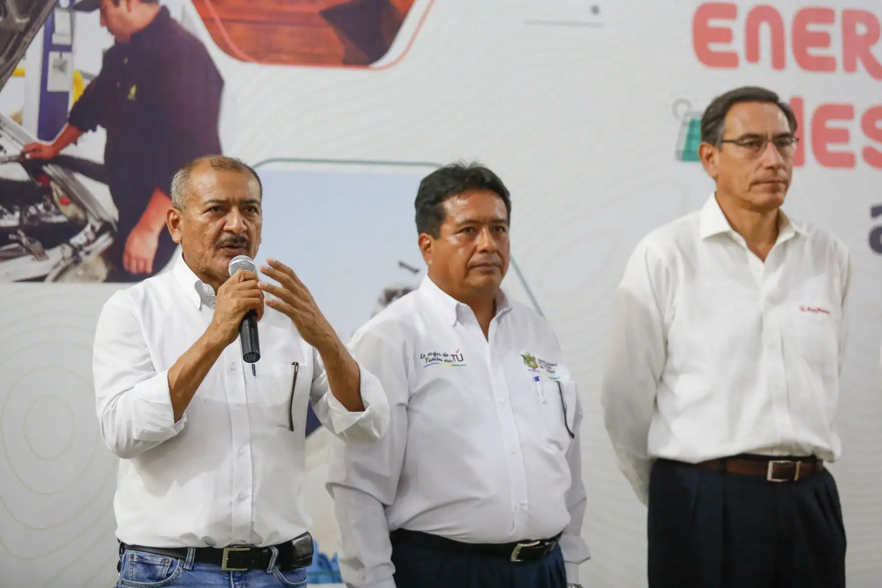 Jefe de Estado preside la ceremonia de suscripción del contrato de concesión de gas natural en la región Tumbes. Foto: ANDINA/ Prensa Presidencia