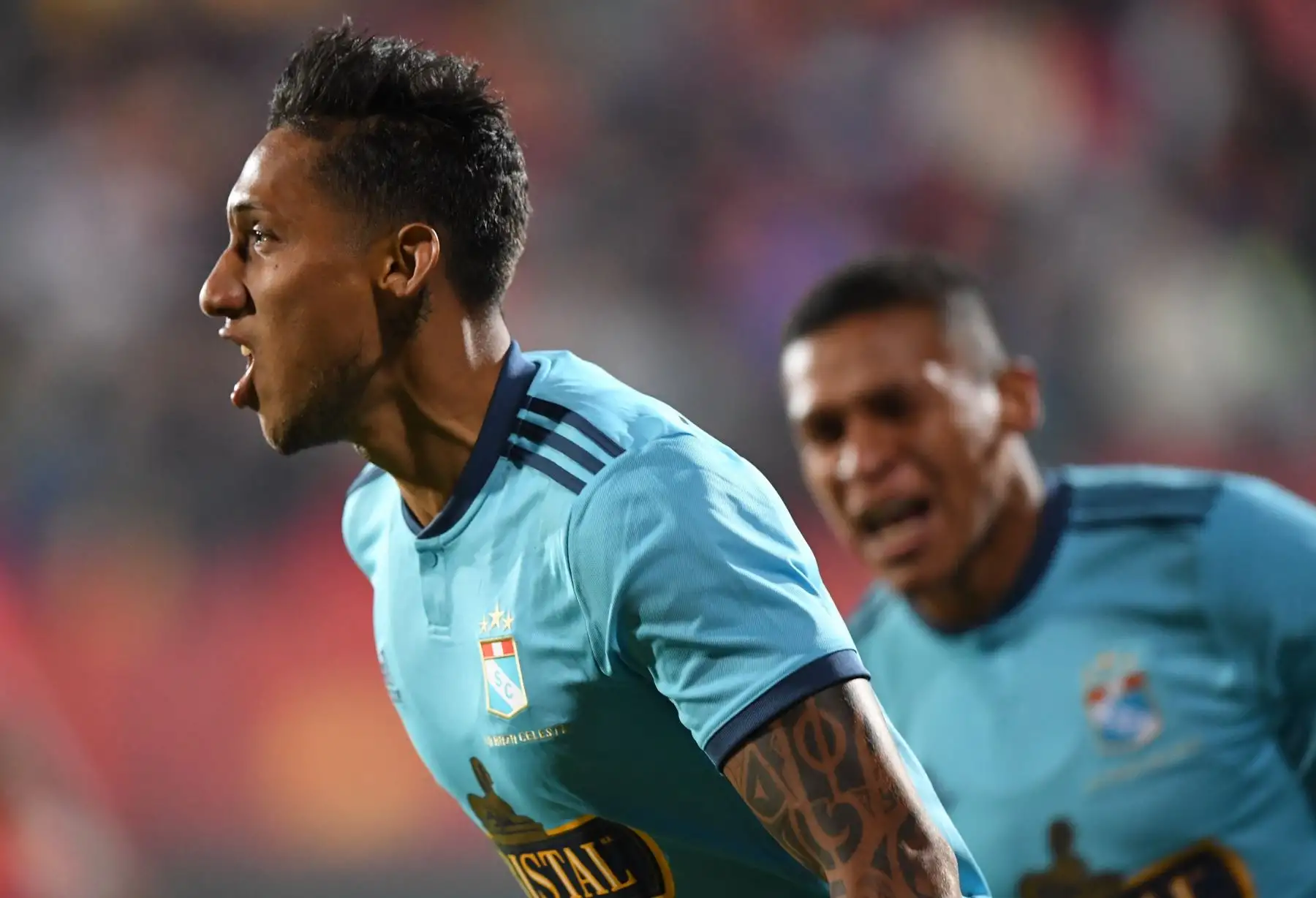 El futbolista de Sporting Cristal, Christofer Gonzales, celebra después de marcar contra la Unión Española de Chile durante su partido de fútbol de Copa Sudamericana.
Foto:AFP
