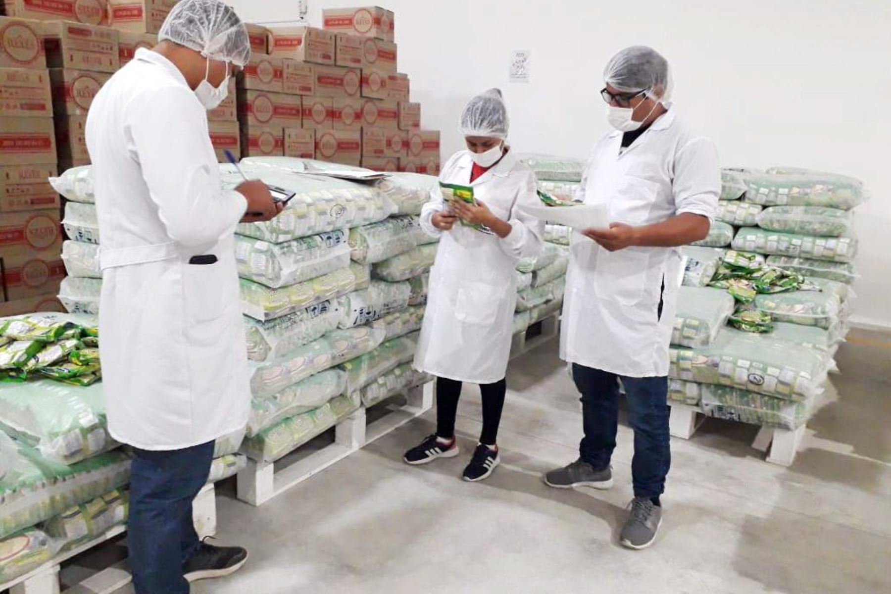 Qali Warma entregará 44 productos de canasta de alimentos a colegios de San Martín.