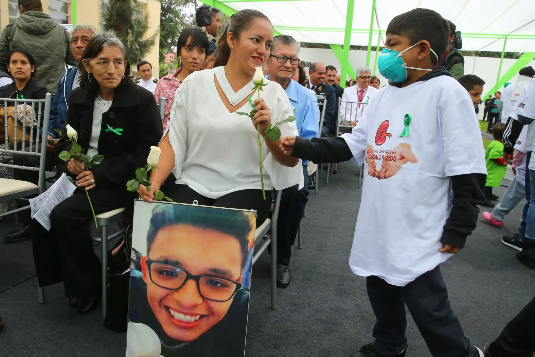 Día Nacional del Donante de Órganos y Tejidos, Enuentro entre familiares de donantes de órganos y receptores. Foto: ANDINA/Vidal Tarqui