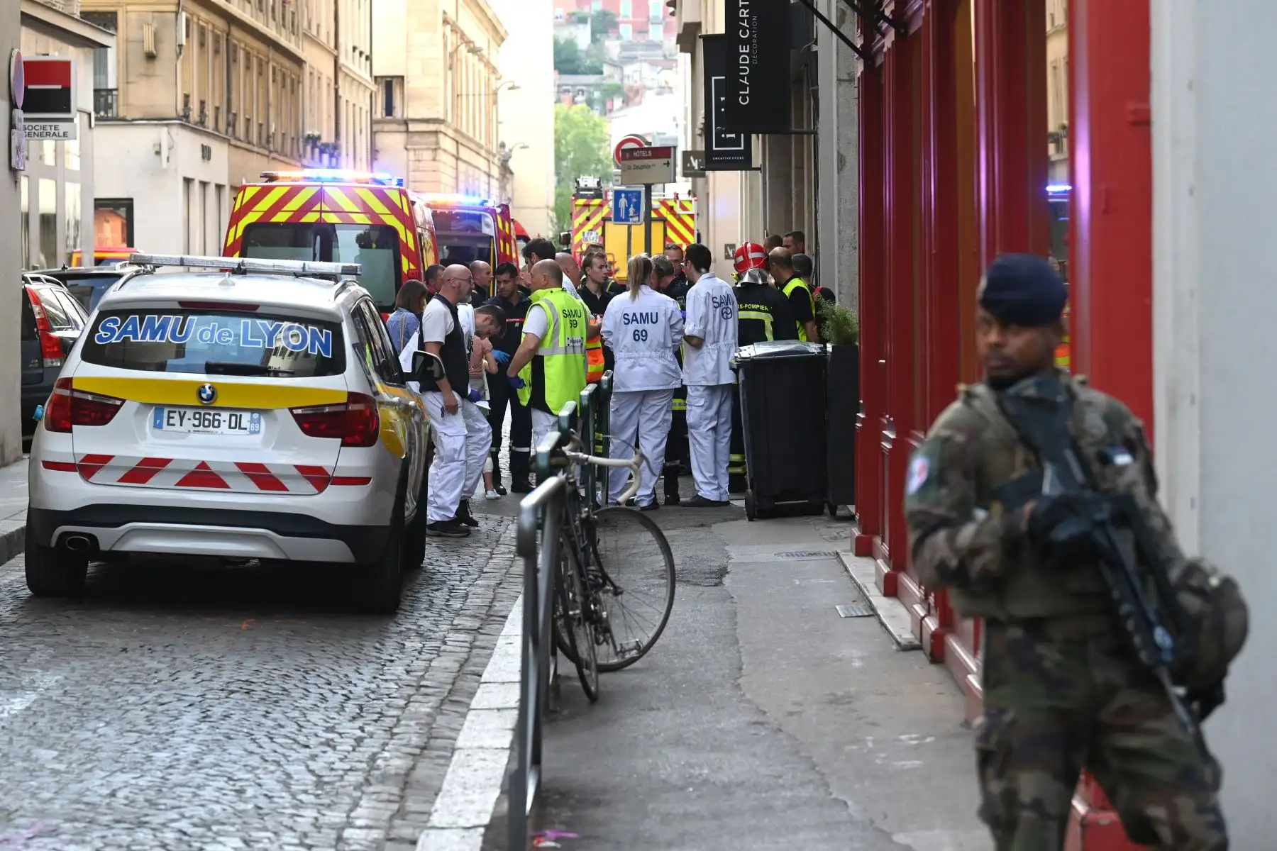 Una explosión ha causado al menos ocho
heridos leves junto a una panadería en el centro de Lyon, Francia. Foto: AFP