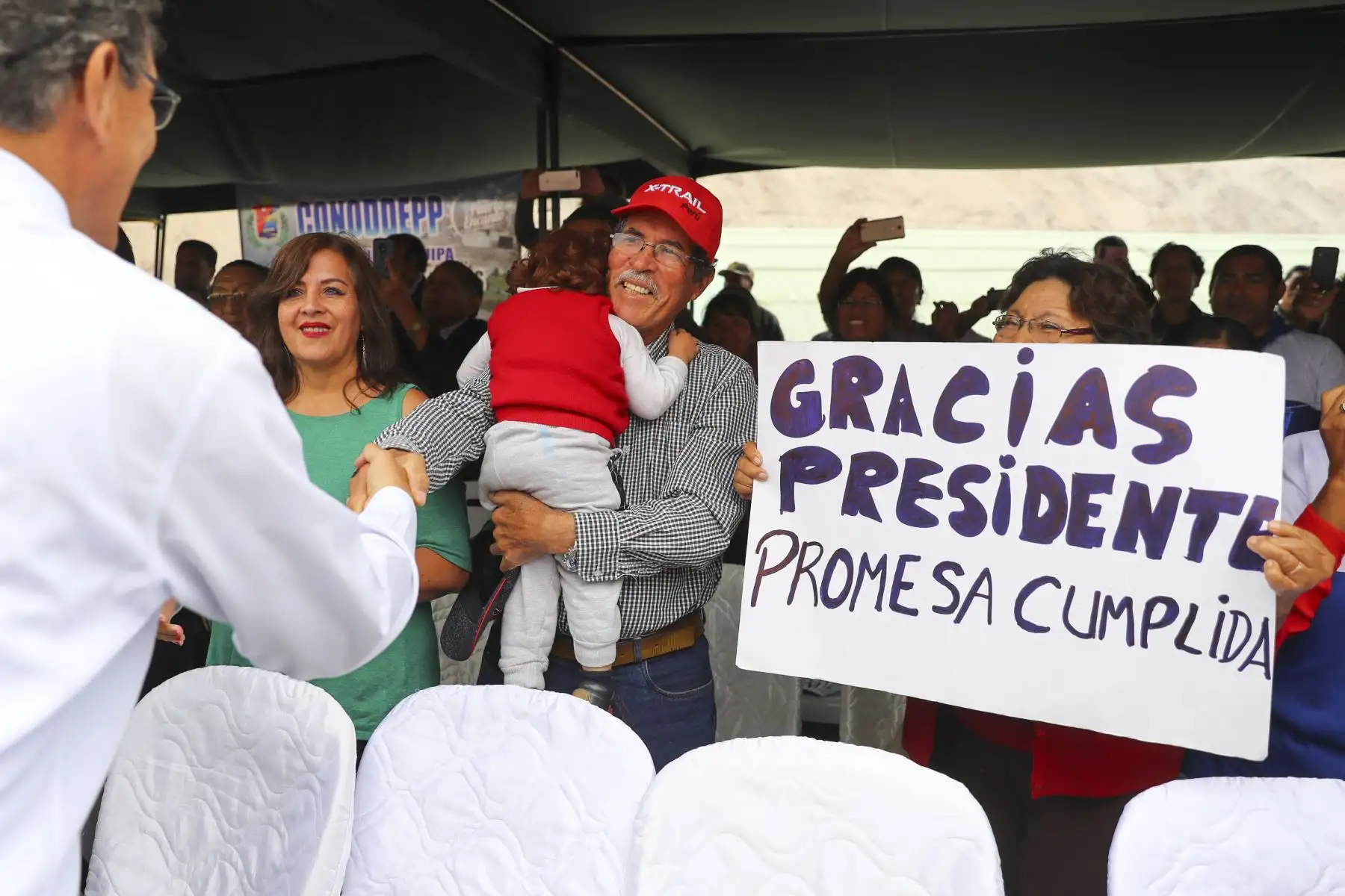 Jefe de Estado Martin Vizcarra entrega obras de mejoramiento de la carretera San Gerónimo – El Algarrobal, en la provincia de Ilo de la región Moquegua. Foto: ANDINA/Prensa Presidencia
