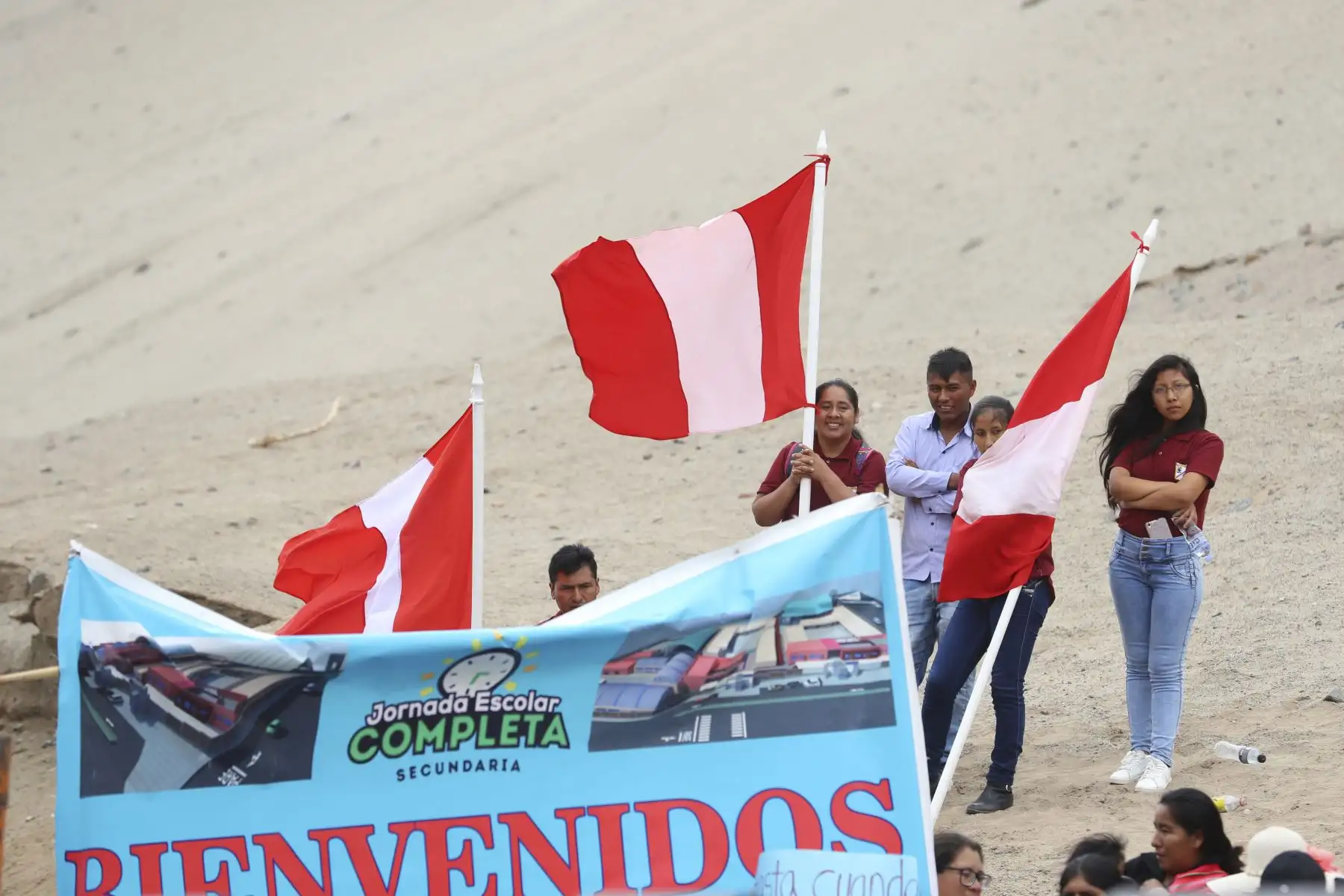 Jefe de Estado Martin Vizcarra entrega obras de mejoramiento de la carretera San Gerónimo – El Algarrobal, en la provincia de Ilo de la región Moquegua. Foto: ANDINA/Prensa Presidencia